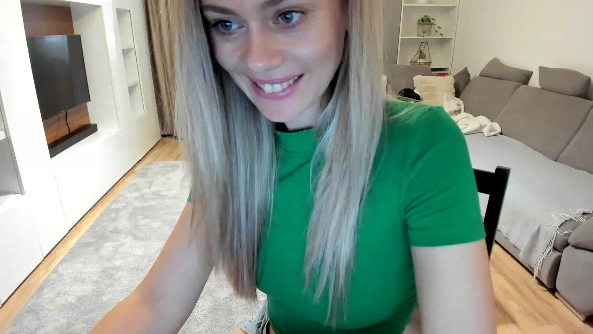 Gallery image thumbnail from DebraPaige's myfreecams stream on, 03/21/2023, 10:55 image 10 of 20
