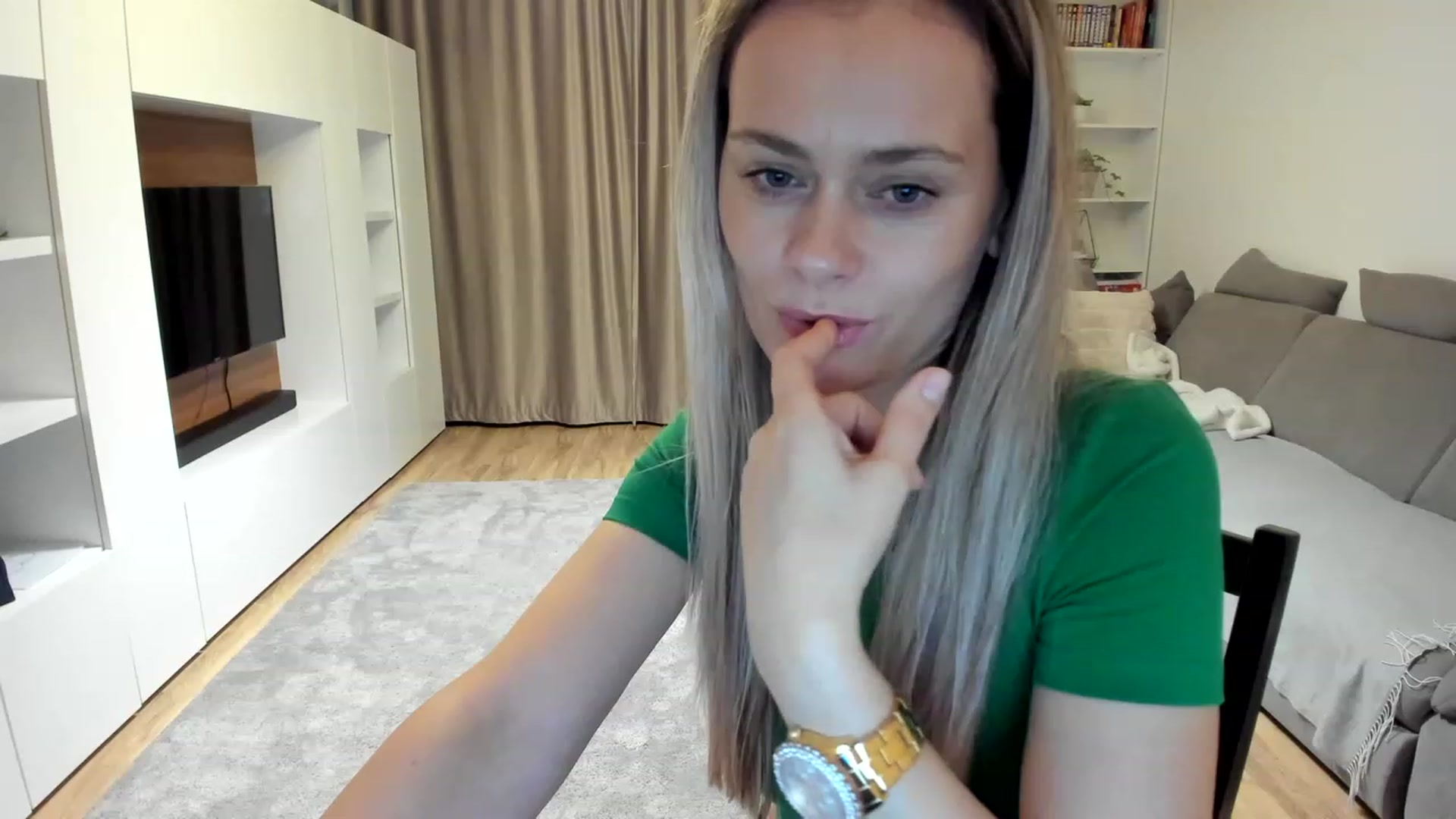 Gallery image thumbnail from DebraPaige's myfreecams stream on, 03/21/2023, 13:06 image 6 of 20
