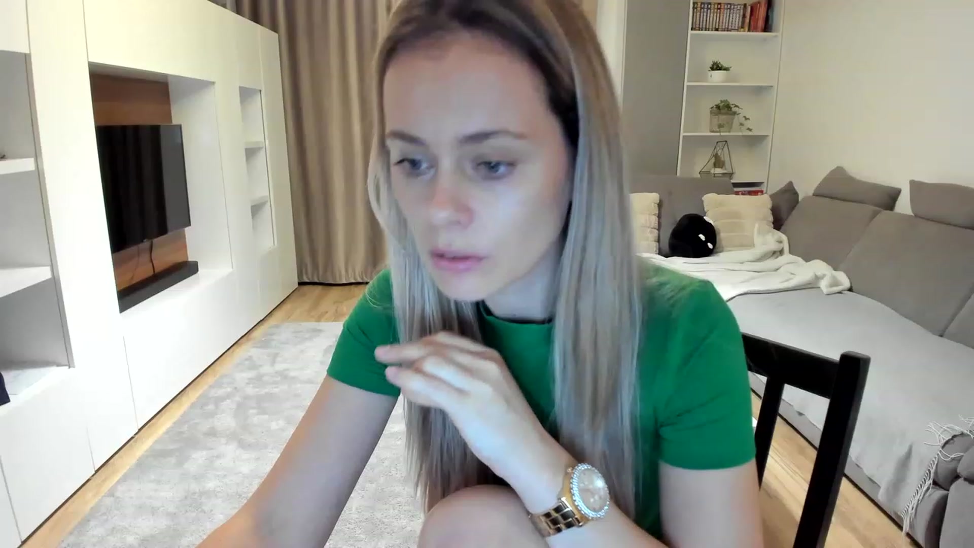 Gallery image thumbnail from DebraPaige's myfreecams stream on, 03/21/2023, 13:06 image 4 of 20