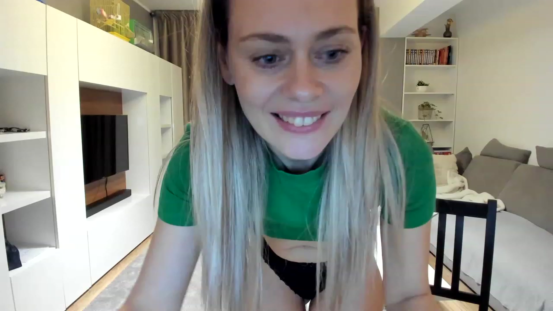 Gallery image thumbnail from DebraPaige's myfreecams stream on, 03/21/2023, 13:06 image 1 of 20