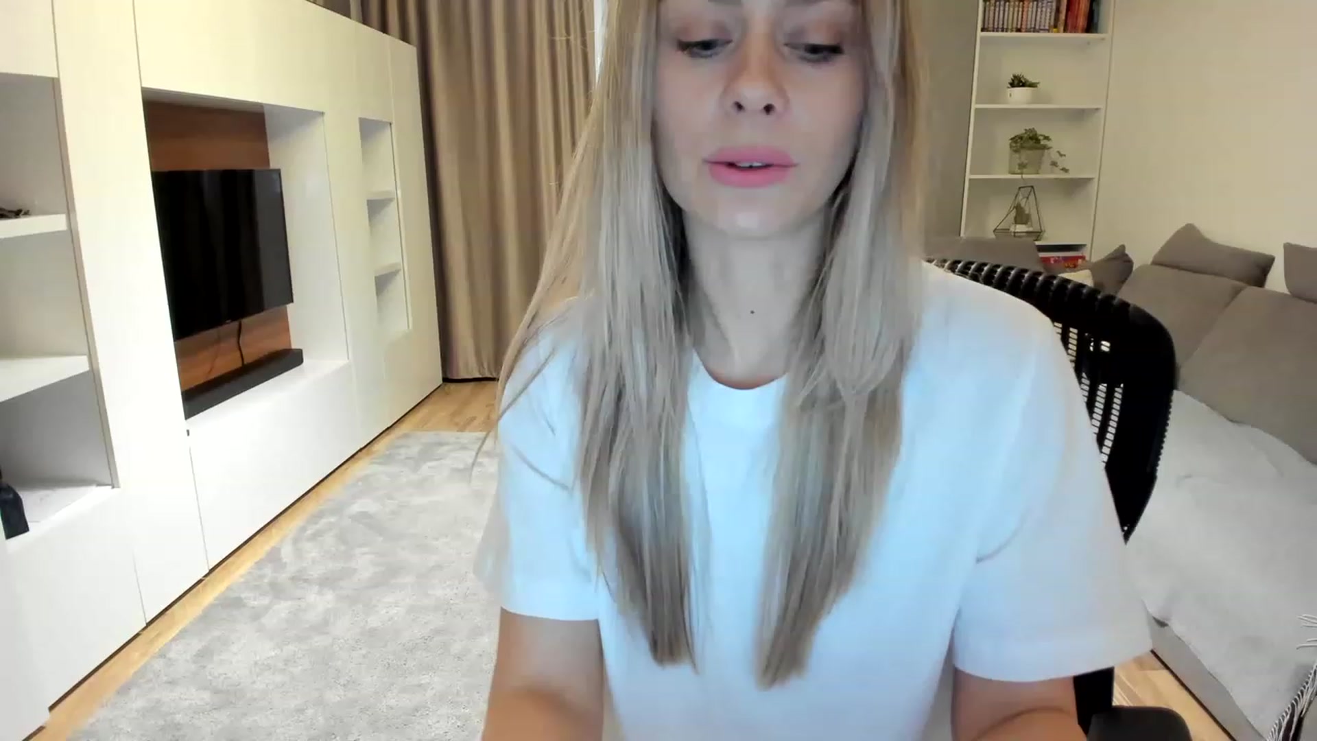 Gallery image thumbnail from DebraPaige's myfreecams stream on, 03/22/2023, 07:53 image 5 of 20