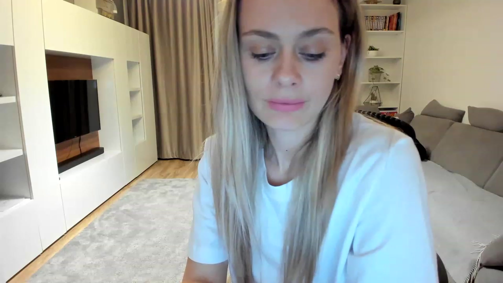 Gallery image thumbnail from DebraPaige's myfreecams stream on, 03/22/2023, 12:59 image 18 of 20