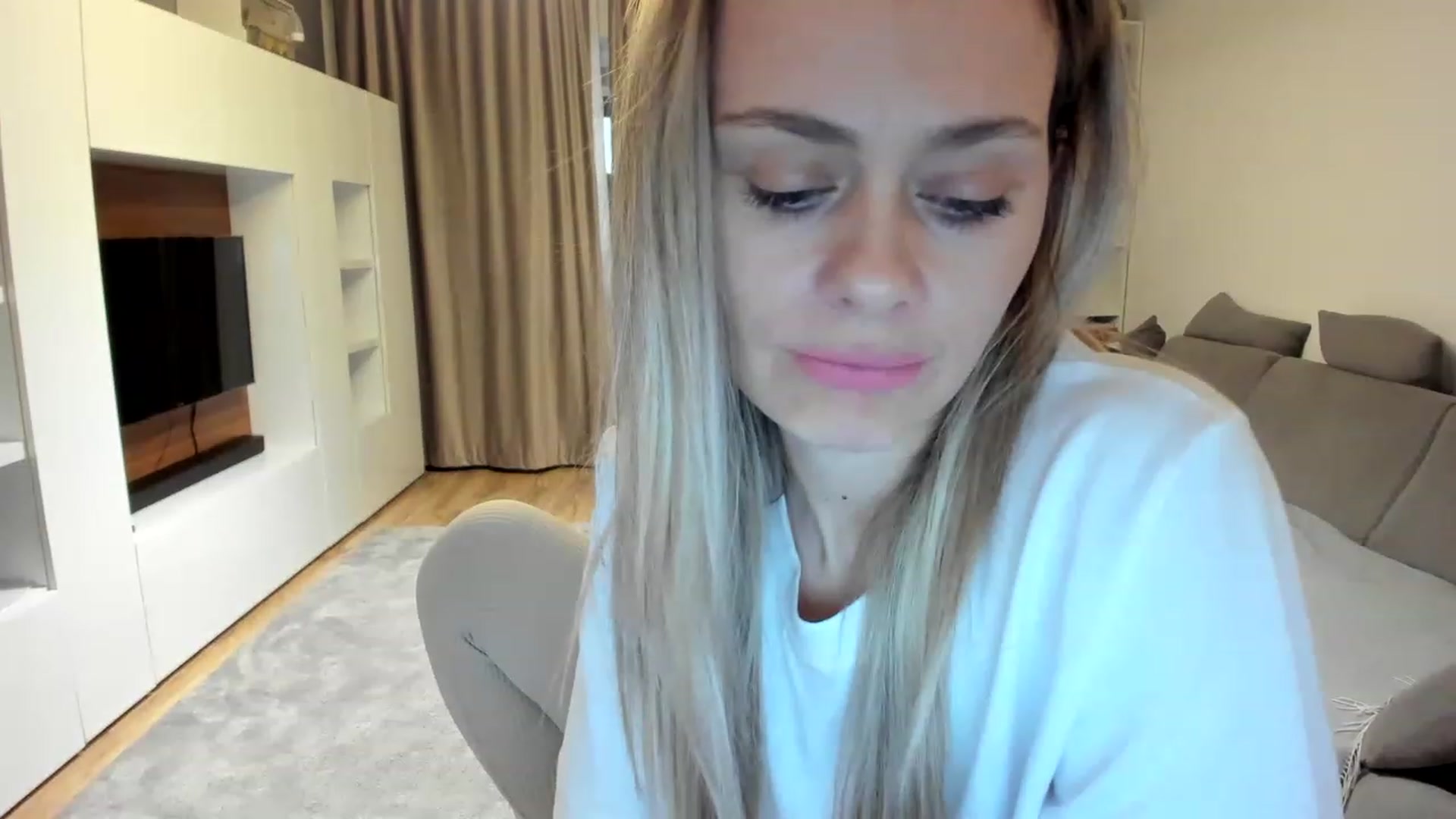 Gallery image thumbnail from DebraPaige's myfreecams stream on, 03/22/2023, 12:59 image 19 of 20