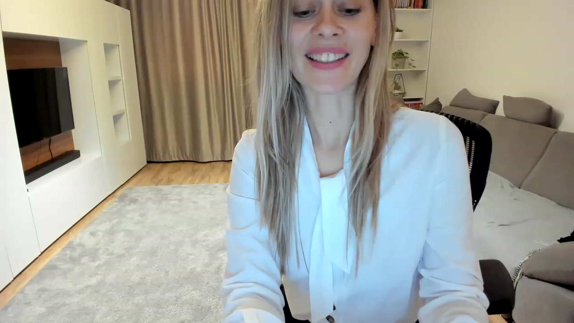 Gallery image thumbnail from DebraPaige's myfreecams stream on, 03/23/2023, 13:11 image 18 of 20