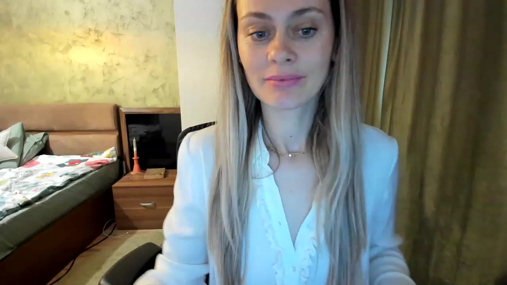 Gallery image thumbnail from DebraPaige's myfreecams stream on, 03/27/2023, 14:33 image 1 of 20