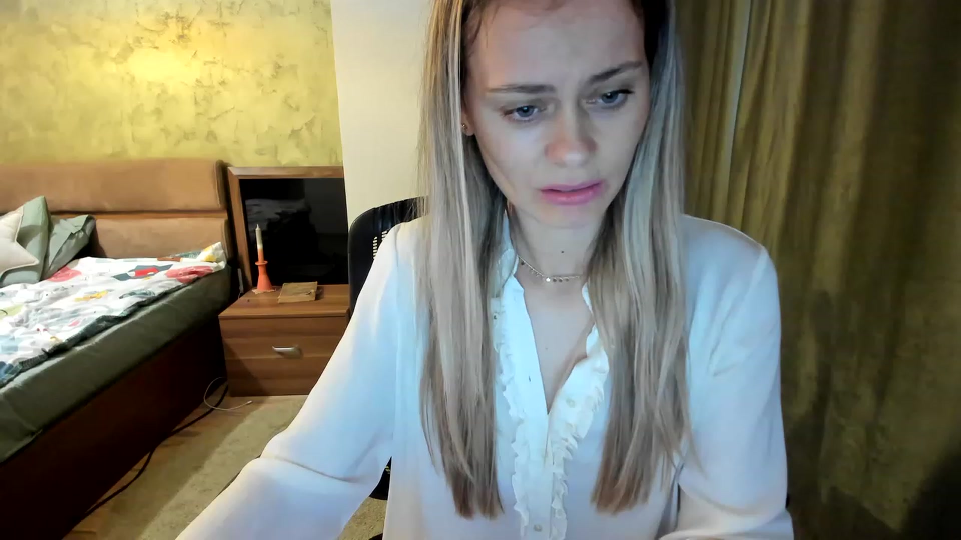 Gallery image thumbnail from DebraPaige's myfreecams stream on, 03/27/2023, 14:33 image 5 of 20