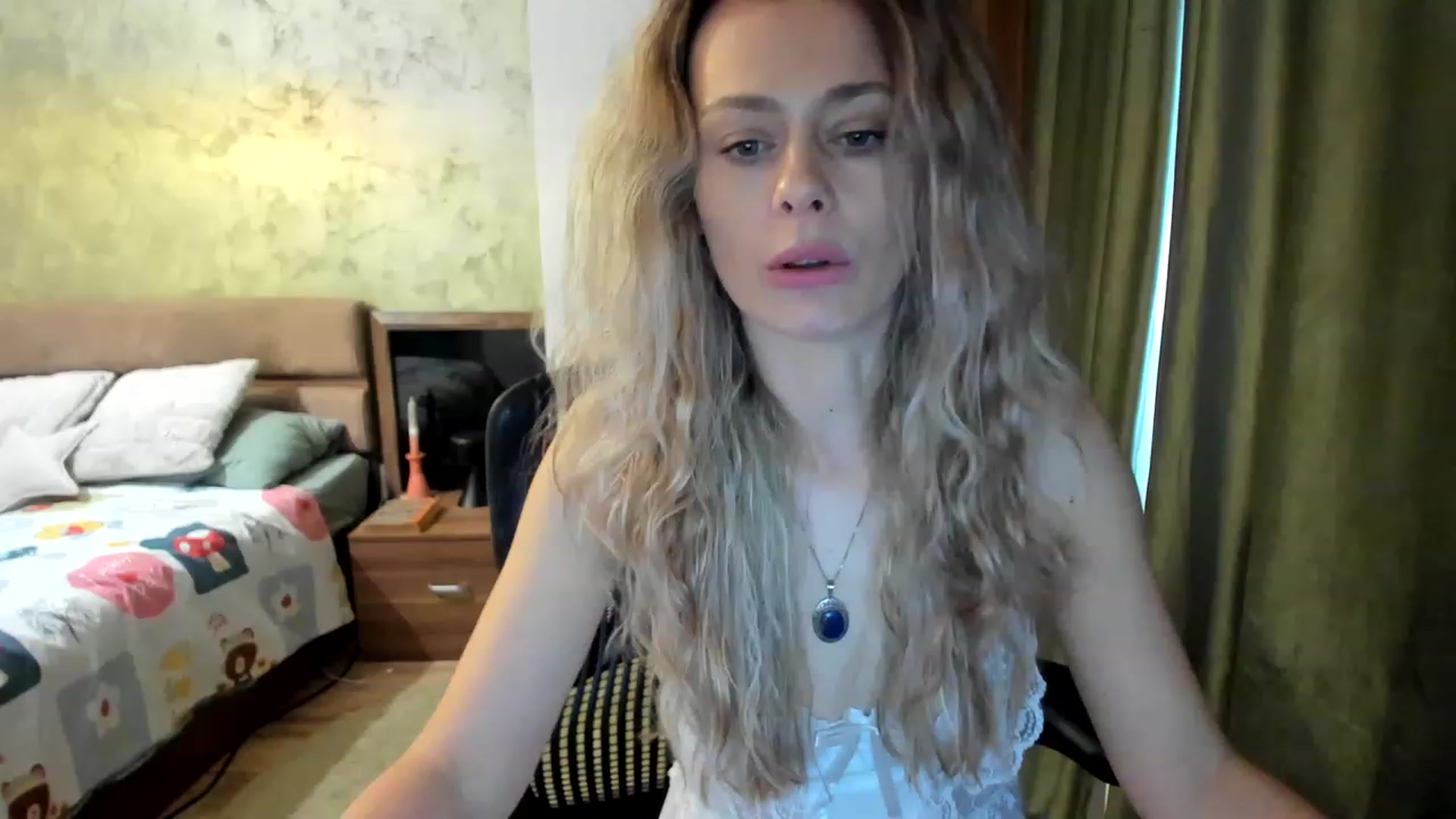 Gallery image thumbnail from DebraPaige's myfreecams stream on, 03/28/2023, 08:39 image 9 of 20