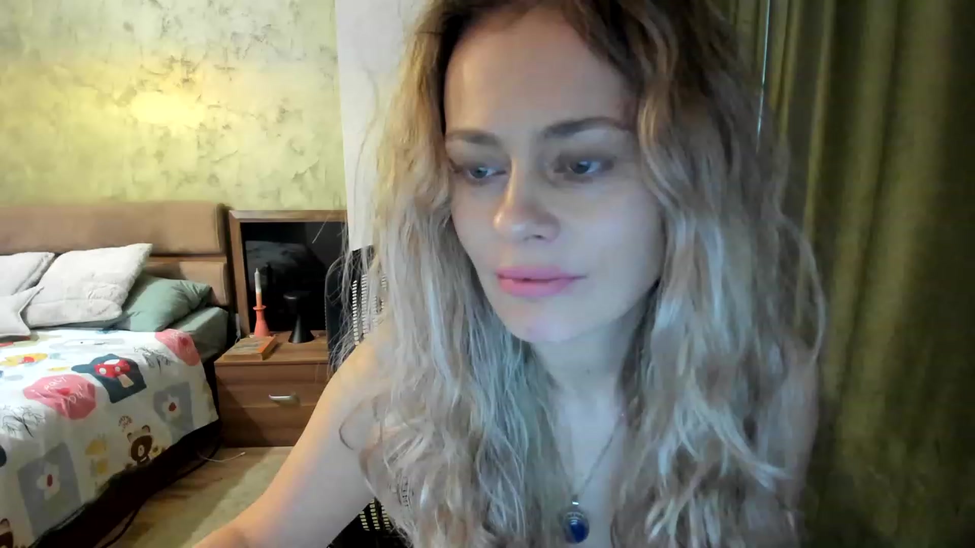 Gallery image thumbnail from DebraPaige's myfreecams stream on, 03/28/2023, 08:39 image 8 of 20