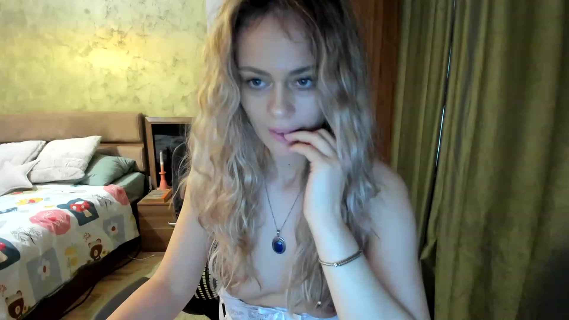 Gallery image thumbnail from DebraPaige's myfreecams stream on, 03/28/2023, 08:39 image 20 of 20