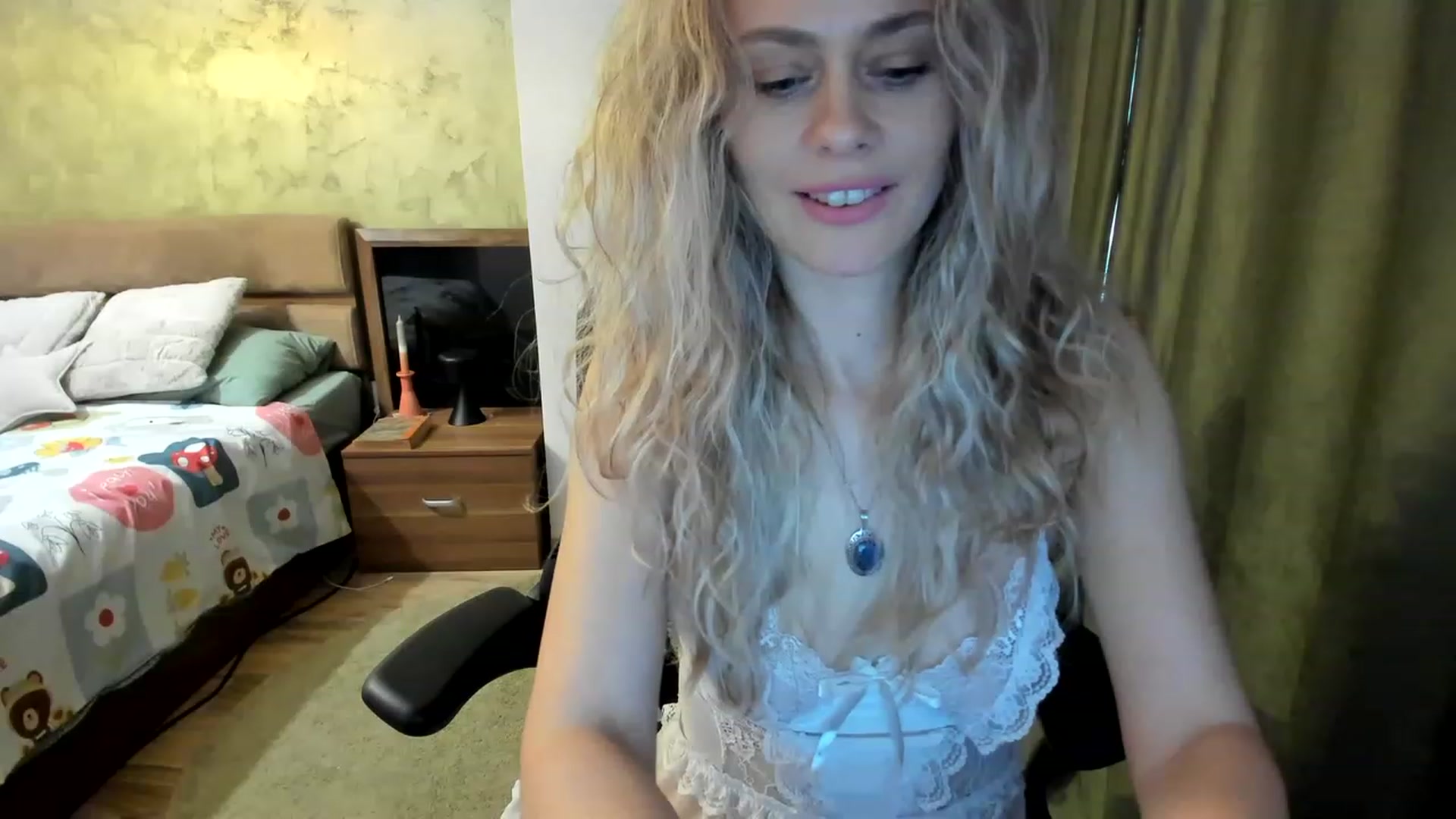 Gallery image thumbnail from DebraPaige's myfreecams stream on, 03/28/2023, 10:49 image 7 of 20