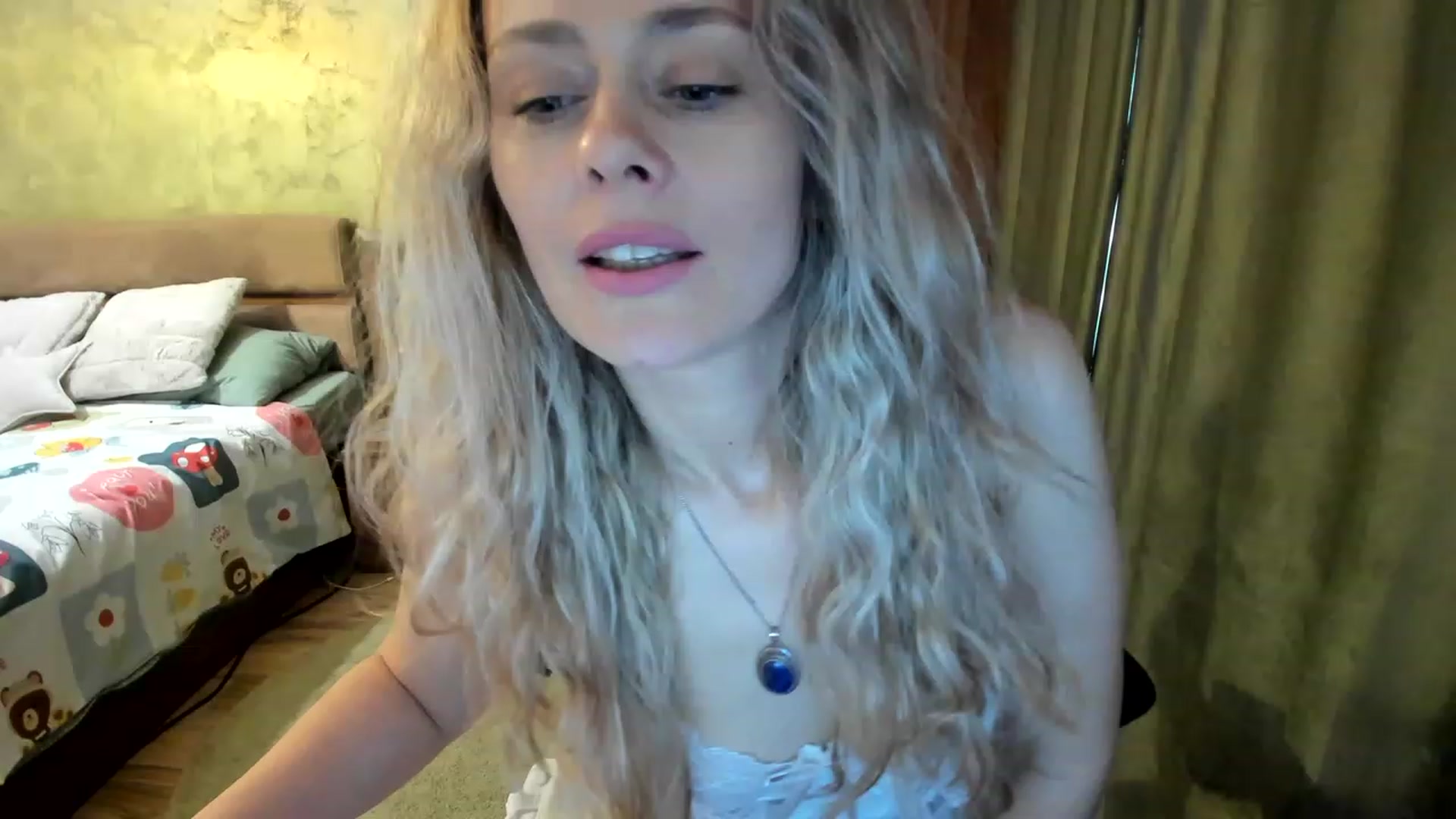 Gallery image thumbnail from DebraPaige's myfreecams stream on, 03/28/2023, 10:49 image 10 of 20