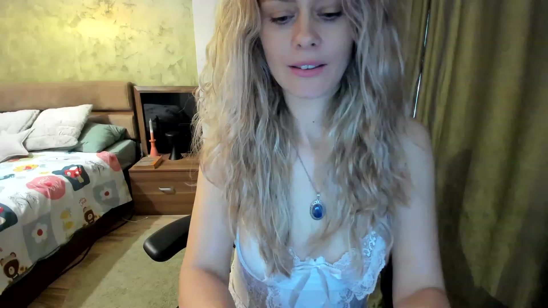 Gallery image thumbnail from DebraPaige's myfreecams stream on, 03/28/2023, 10:49 image 13 of 20