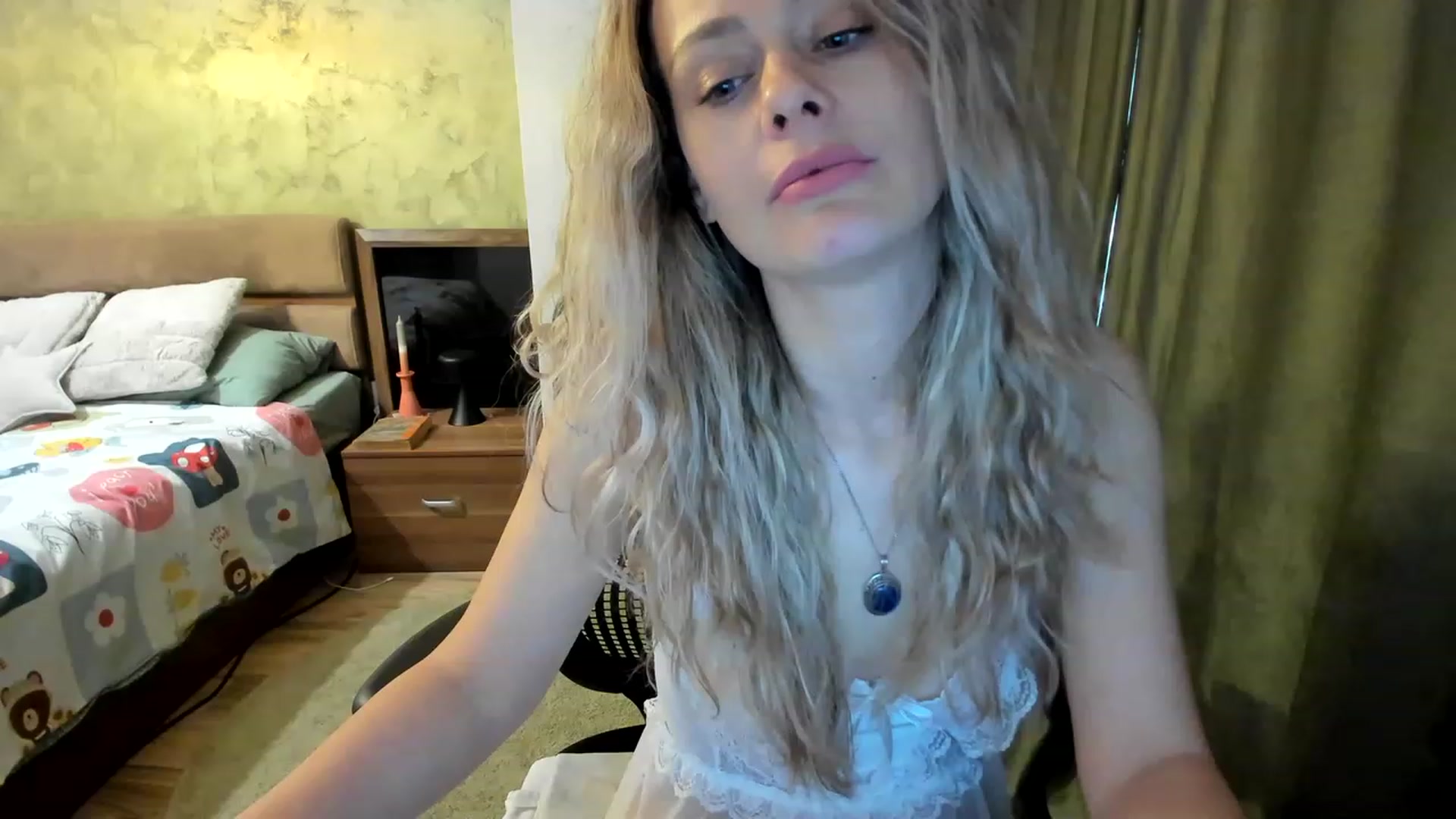 Gallery image thumbnail from DebraPaige's myfreecams stream on, 03/28/2023, 10:49 image 12 of 20