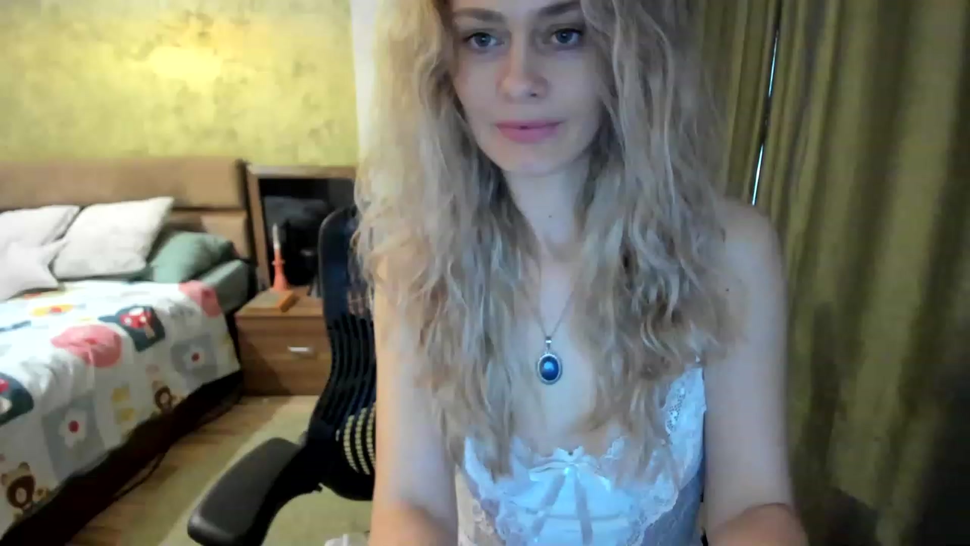 Gallery image thumbnail from DebraPaige's myfreecams stream on, 03/28/2023, 13:32 image 2 of 20
