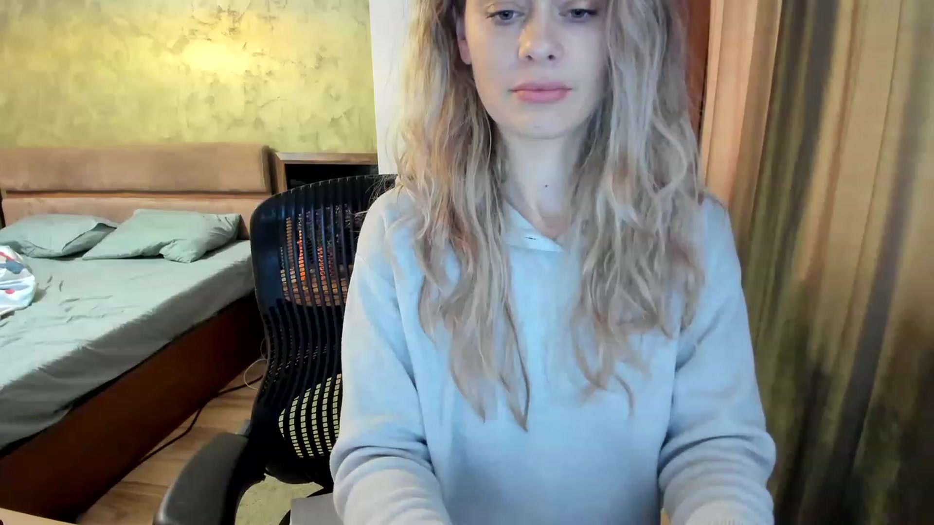 Gallery image thumbnail from DebraPaige's myfreecams stream on, 03/30/2023, 08:57 image 17 of 20
