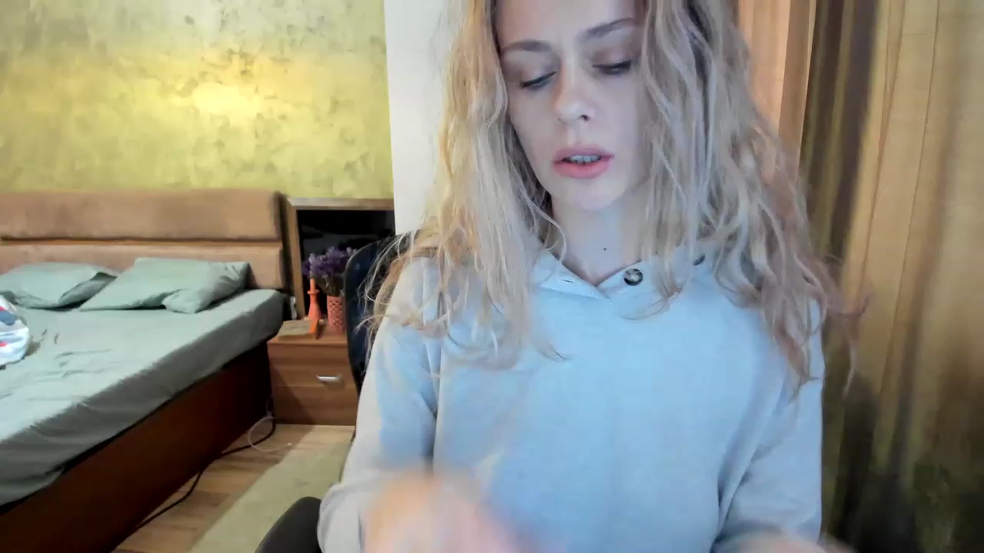 Gallery image thumbnail from DebraPaige's myfreecams stream on, 03/30/2023, 08:57 image 5 of 20