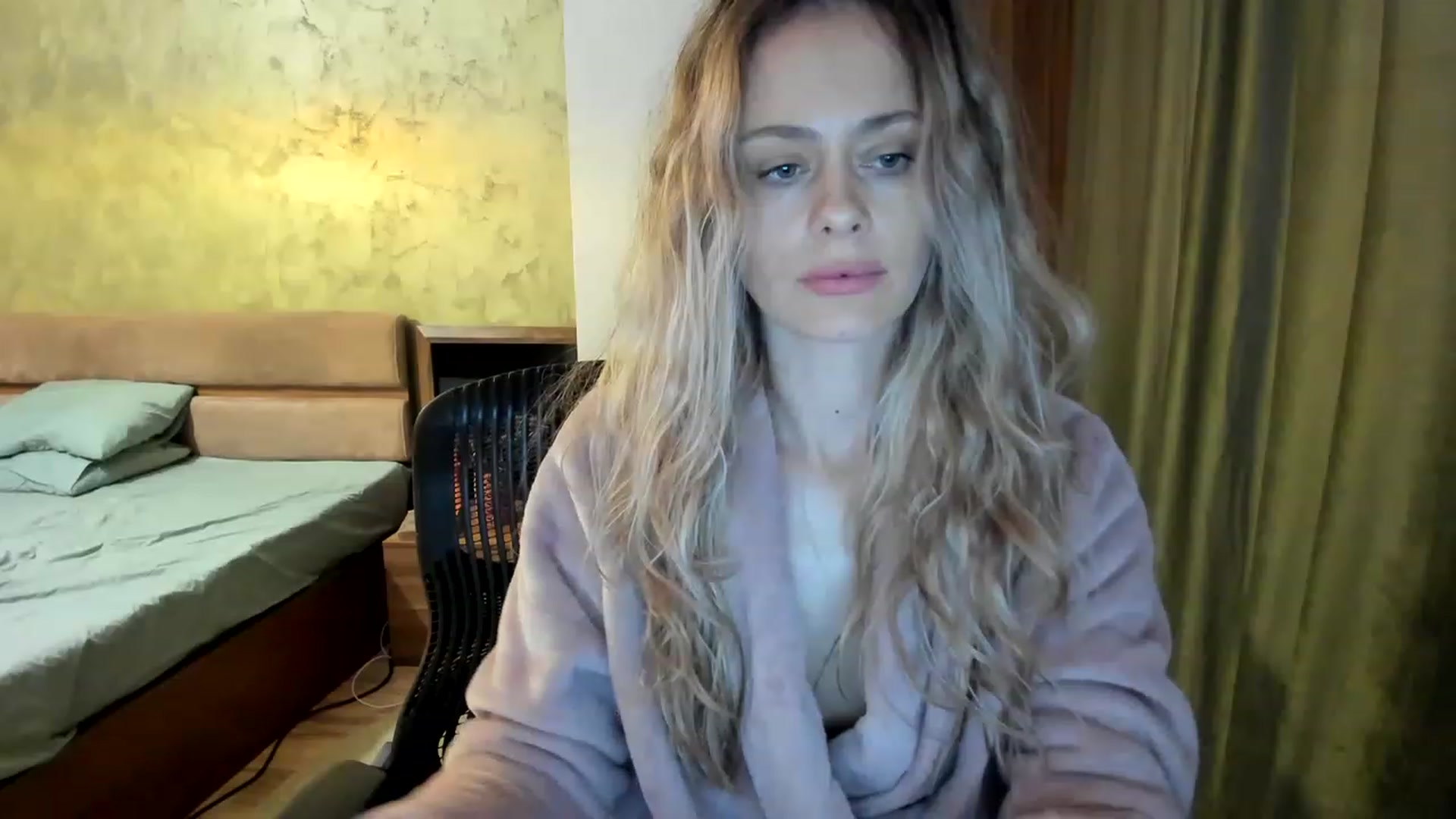 Gallery image thumbnail from DebraPaige's myfreecams stream on, 03/30/2023, 12:57 image 13 of 20