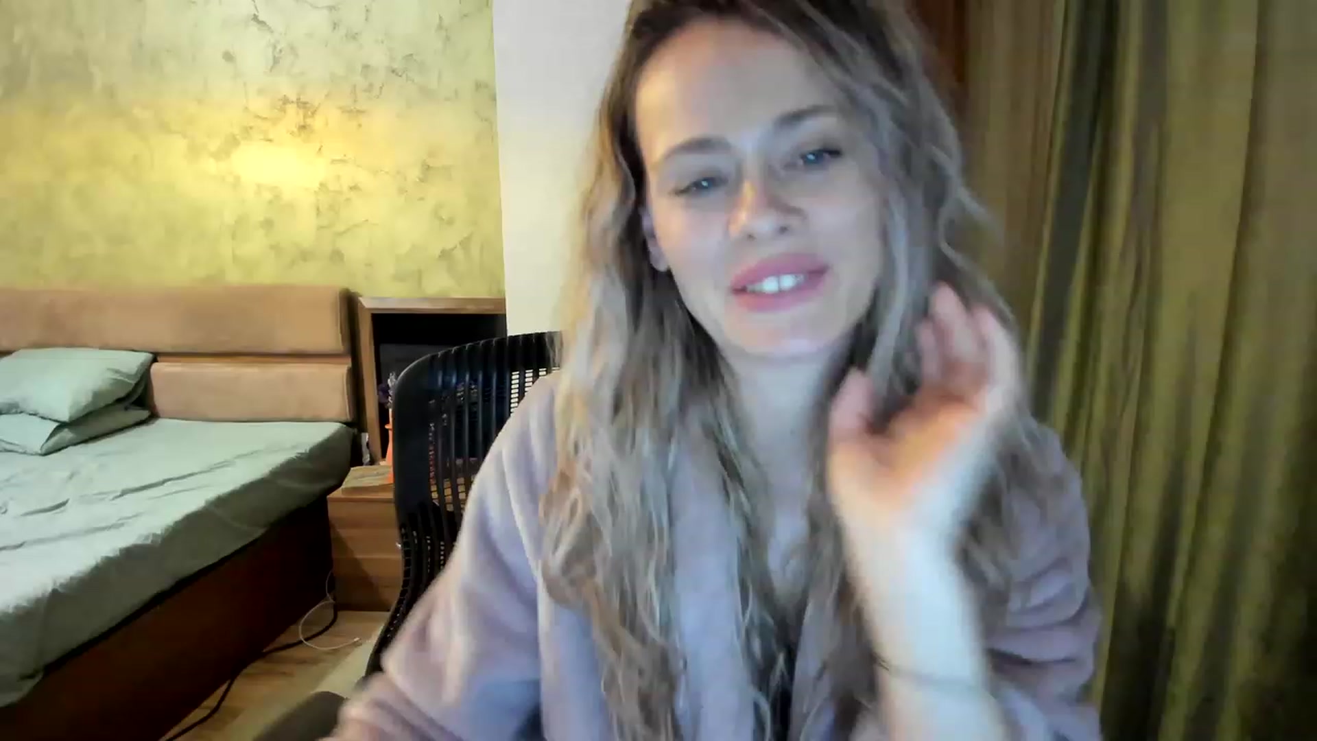 Gallery image thumbnail from DebraPaige's myfreecams stream on, 03/30/2023, 12:57 image 19 of 20