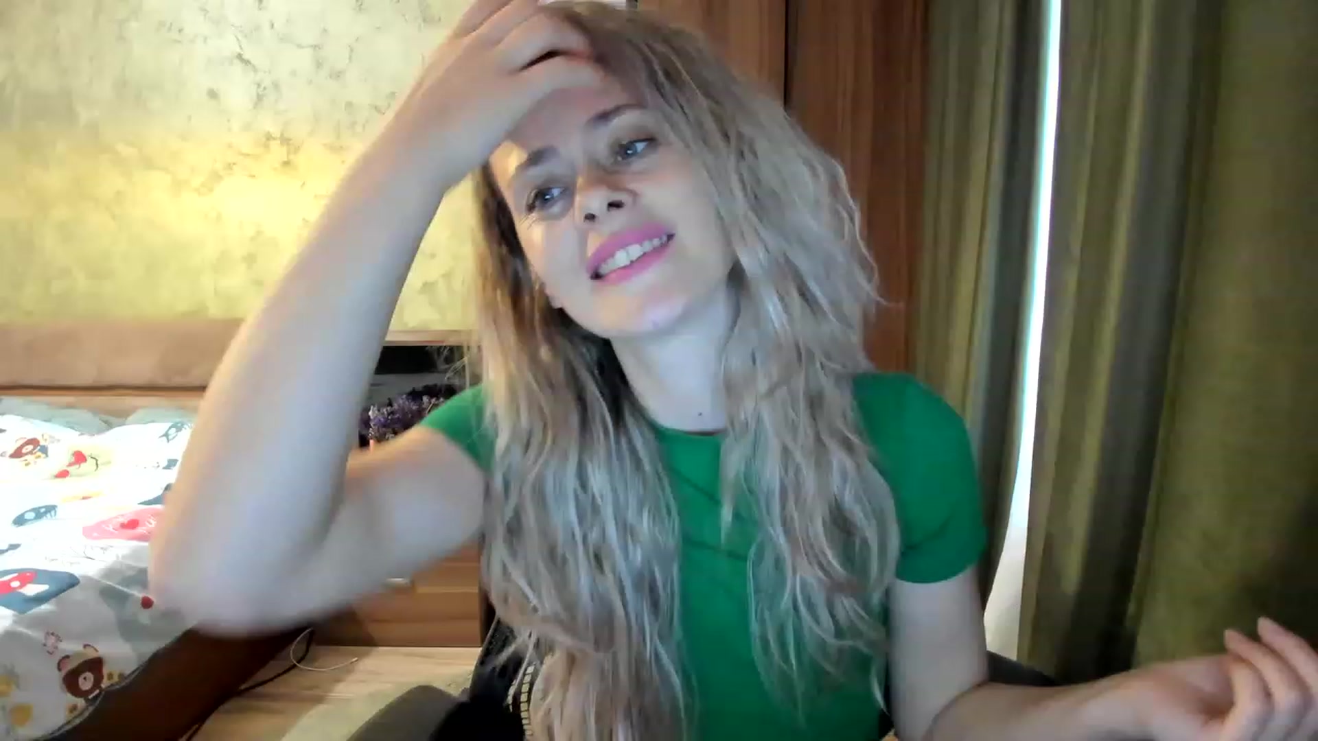 Gallery image thumbnail from DebraPaige's myfreecams stream on, 03/31/2023, 07:40 image 10 of 20