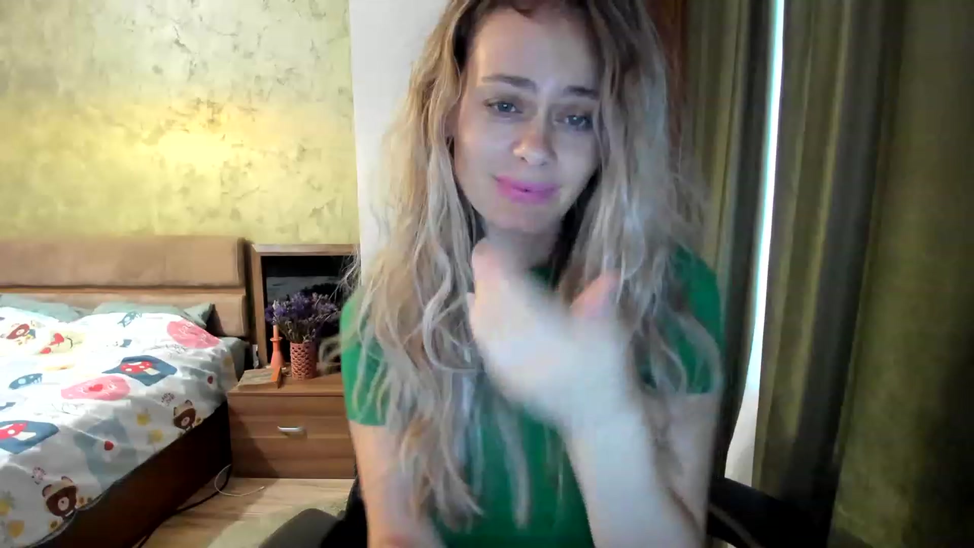 Gallery image thumbnail from DebraPaige's myfreecams stream on, 03/31/2023, 07:40 image 7 of 20