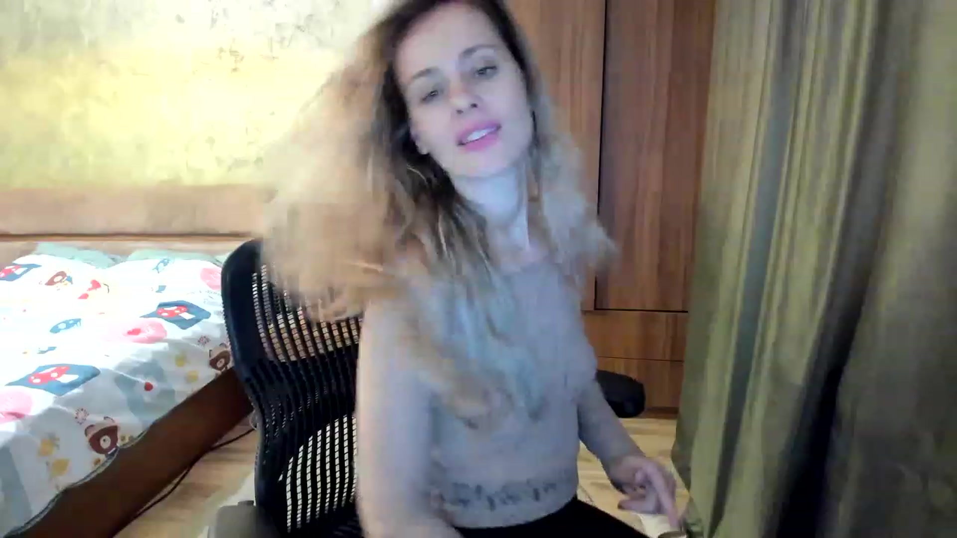 Gallery image thumbnail from DebraPaige's myfreecams stream on, 03/31/2023, 11:07 image 19 of 20
