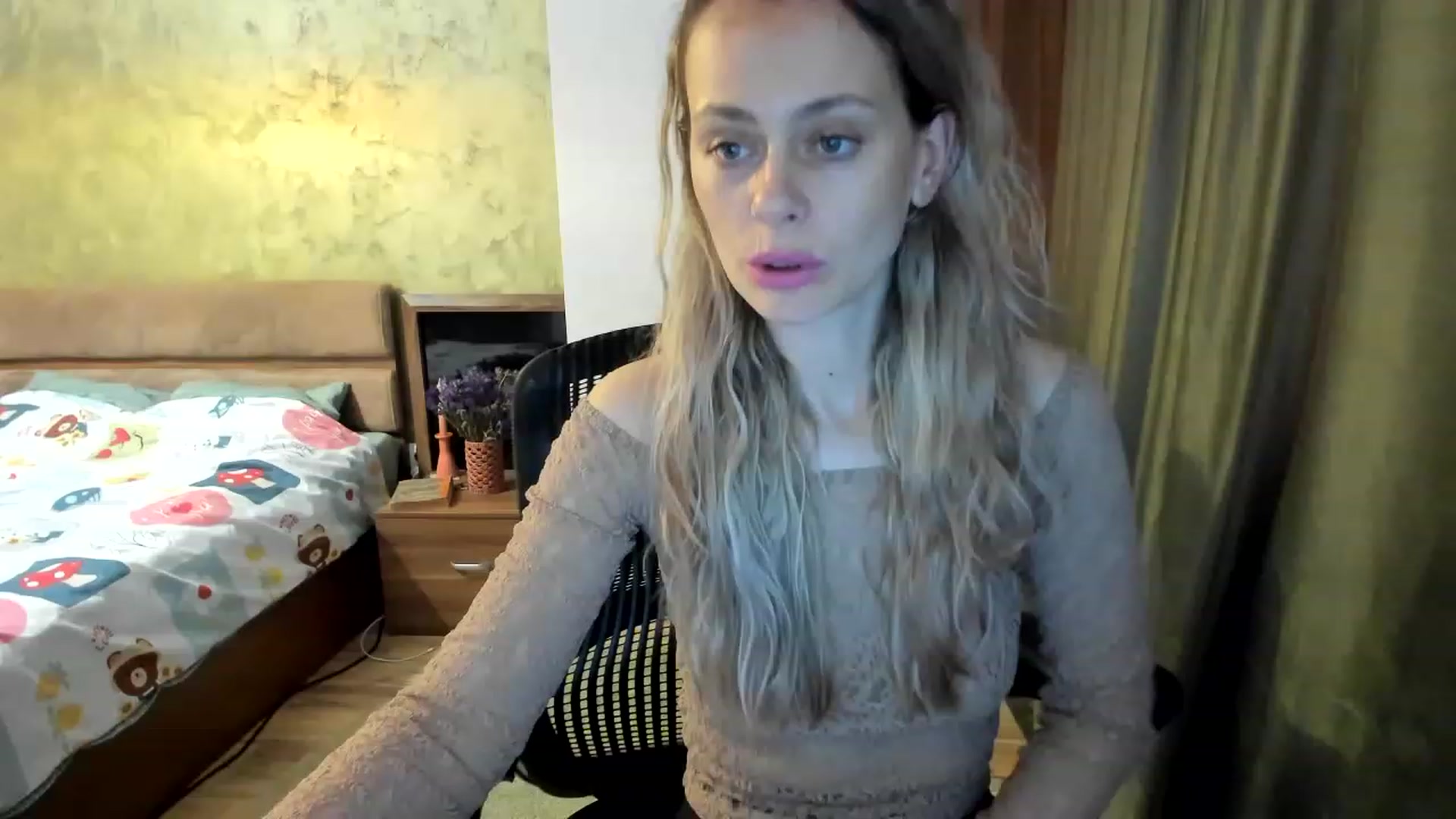 Gallery image thumbnail from DebraPaige's myfreecams stream on, 03/31/2023, 11:07 image 14 of 20