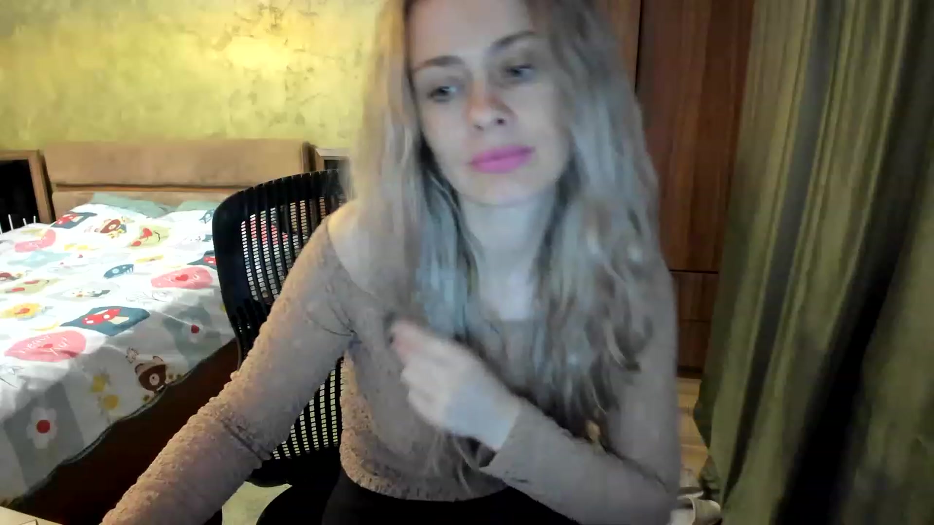 Gallery image thumbnail from DebraPaige's myfreecams stream on, 03/31/2023, 11:07 image 11 of 20