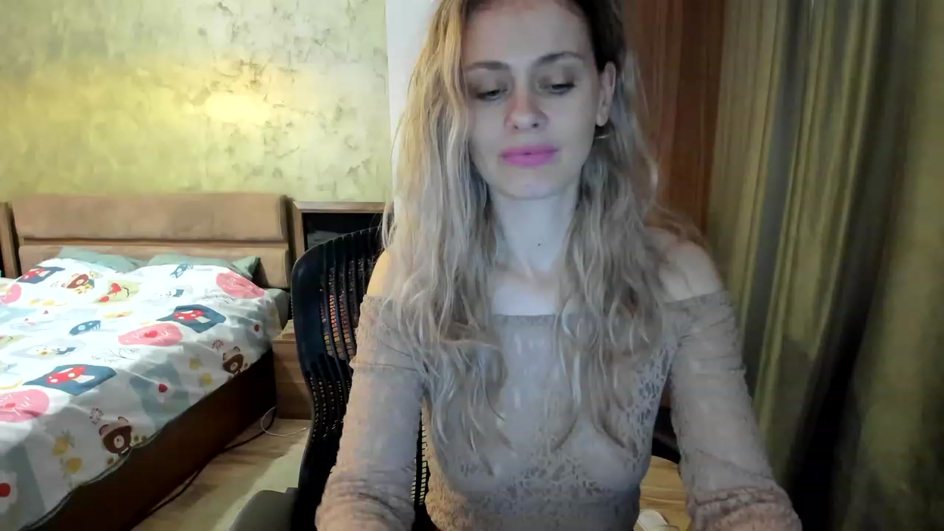 Gallery image thumbnail from DebraPaige's myfreecams stream on, 03/31/2023, 11:07 image 6 of 20