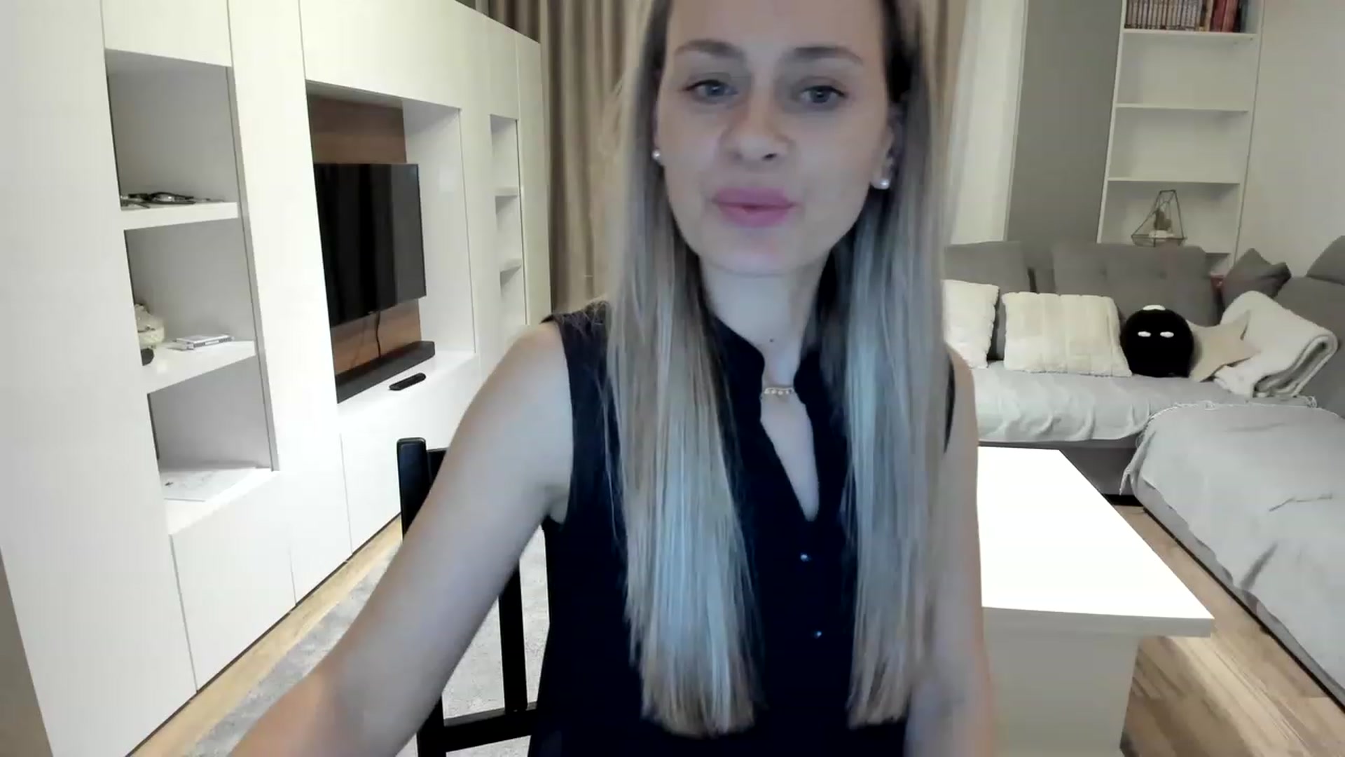 Gallery image thumbnail from DebraPaige's myfreecams stream on, 04/03/2023, 12:54 image 20 of 20