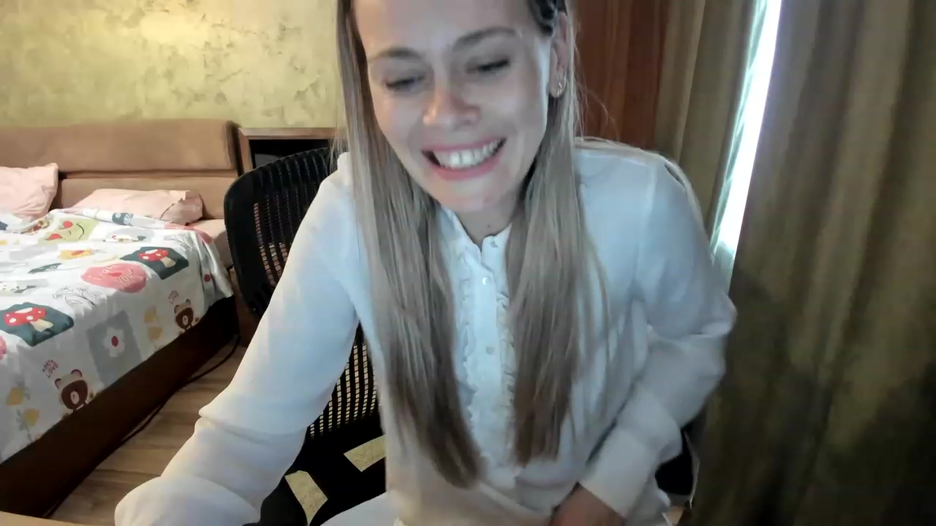 Gallery image thumbnail from DebraPaige's myfreecams stream on, 04/06/2023, 12:42 image 13 of 20