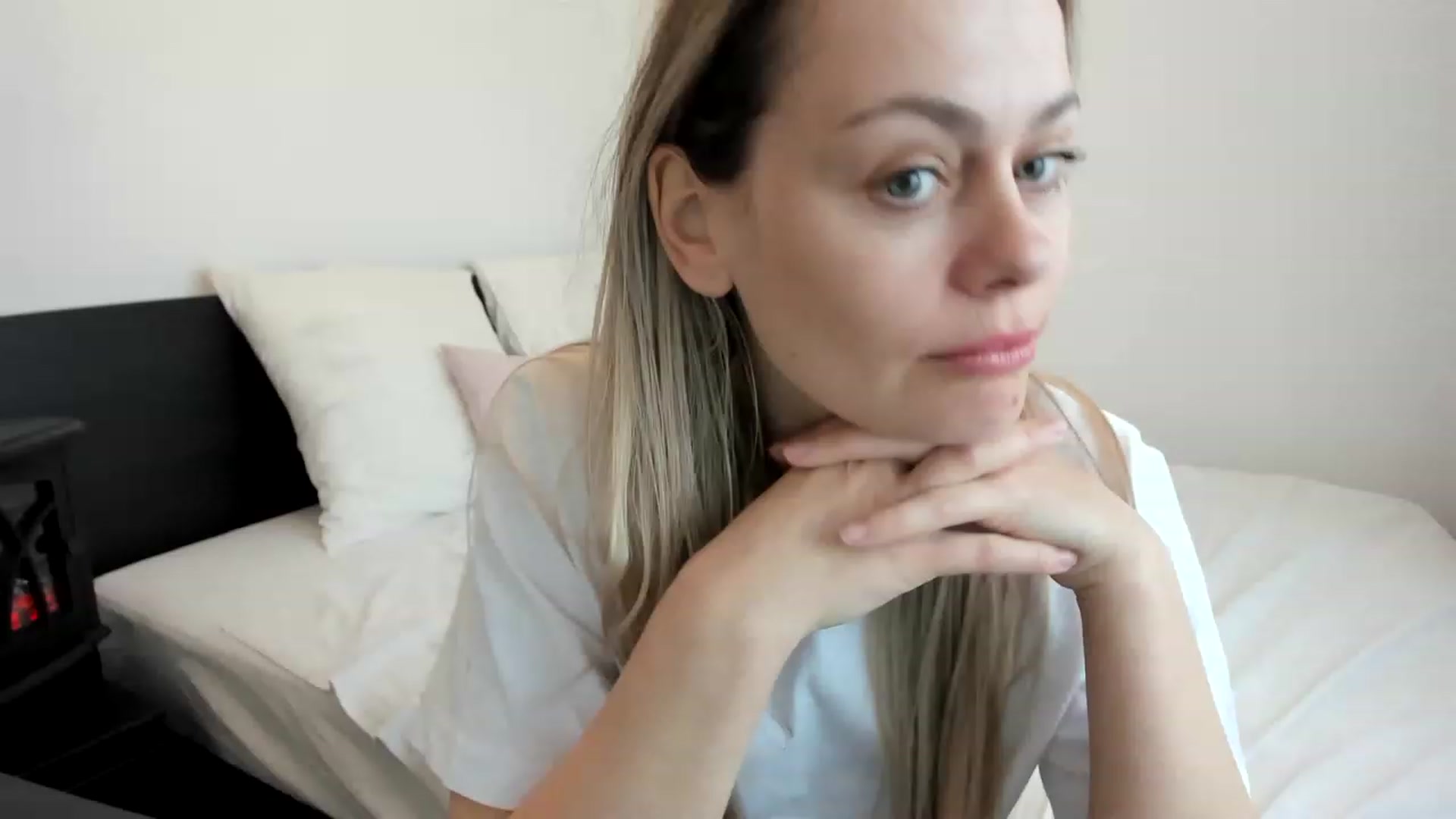 Gallery image thumbnail from DebraPaige's myfreecams stream on, 04/07/2023, 07:04 image 4 of 20