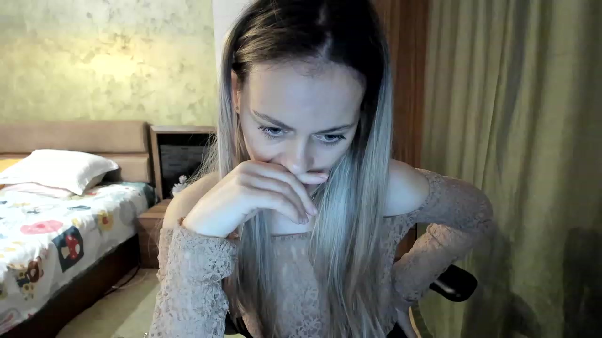Gallery image thumbnail from DebraPaige's myfreecams stream on, 04/19/2023, 10:04 image 12 of 20