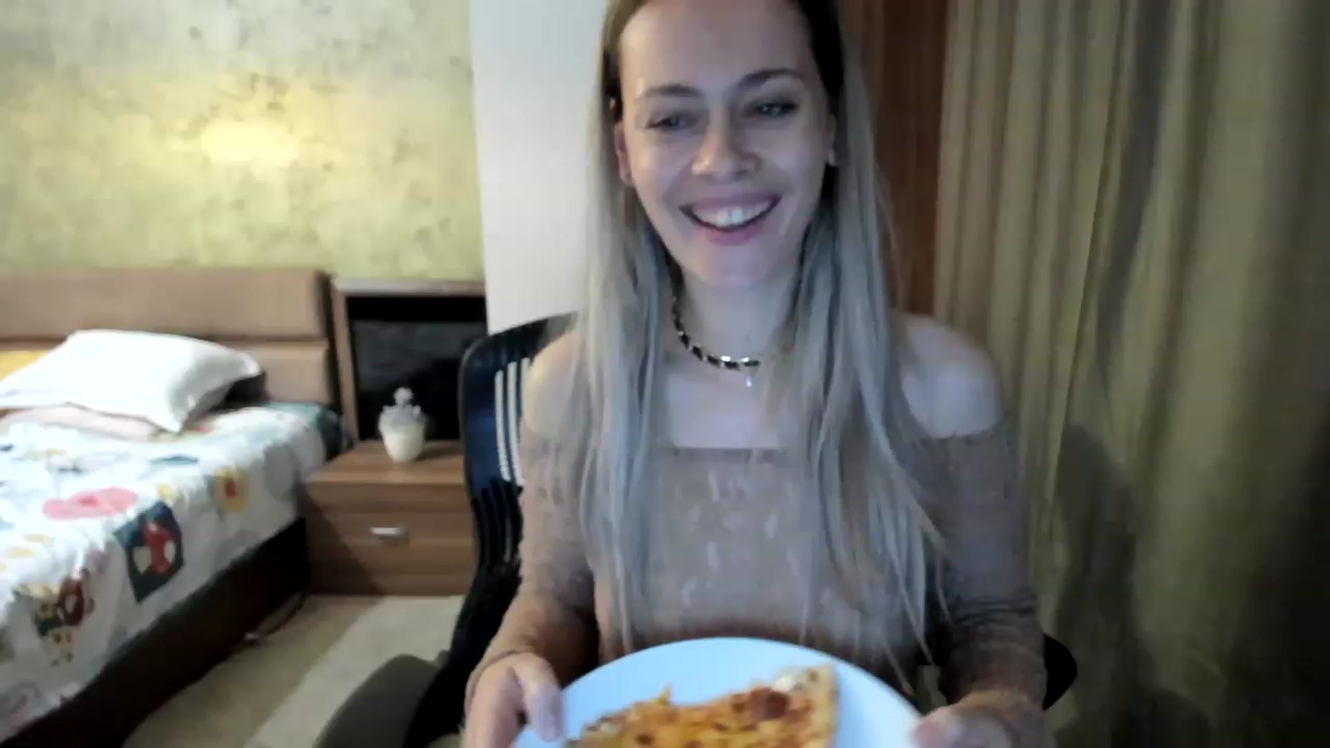 Gallery image thumbnail from DebraPaige's myfreecams stream on, 04/19/2023, 10:04 image 8 of 20