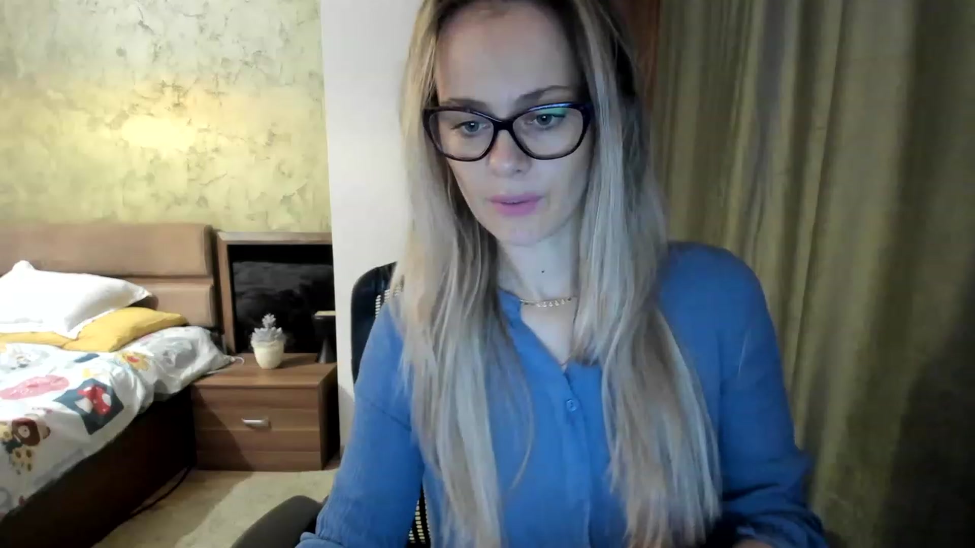 Gallery image thumbnail from DebraPaige's myfreecams stream on, 04/20/2023, 09:02 image 2 of 20