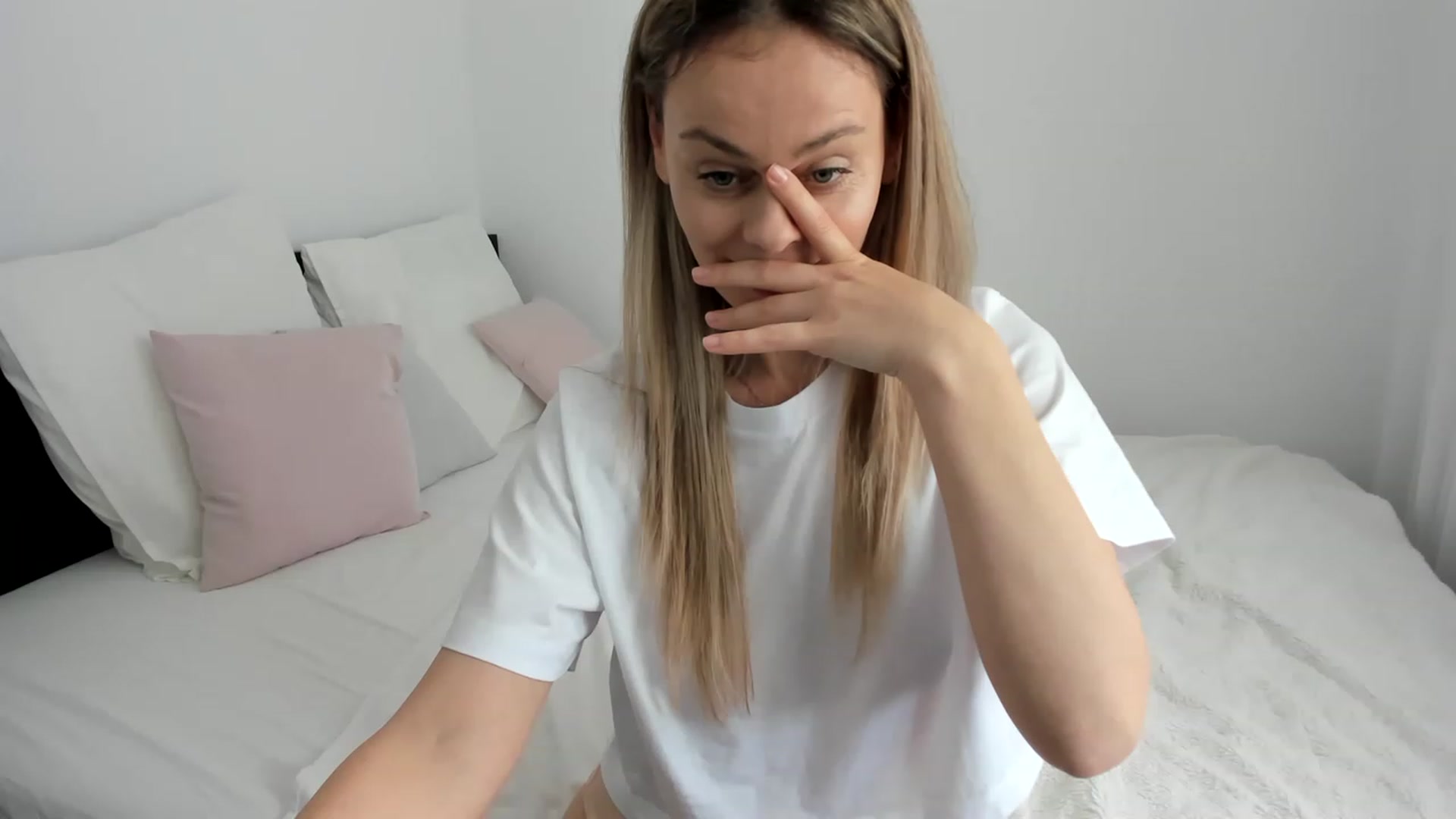 Gallery image thumbnail from DebraPaige's myfreecams stream on, 04/24/2023, 11:55 image 17 of 20