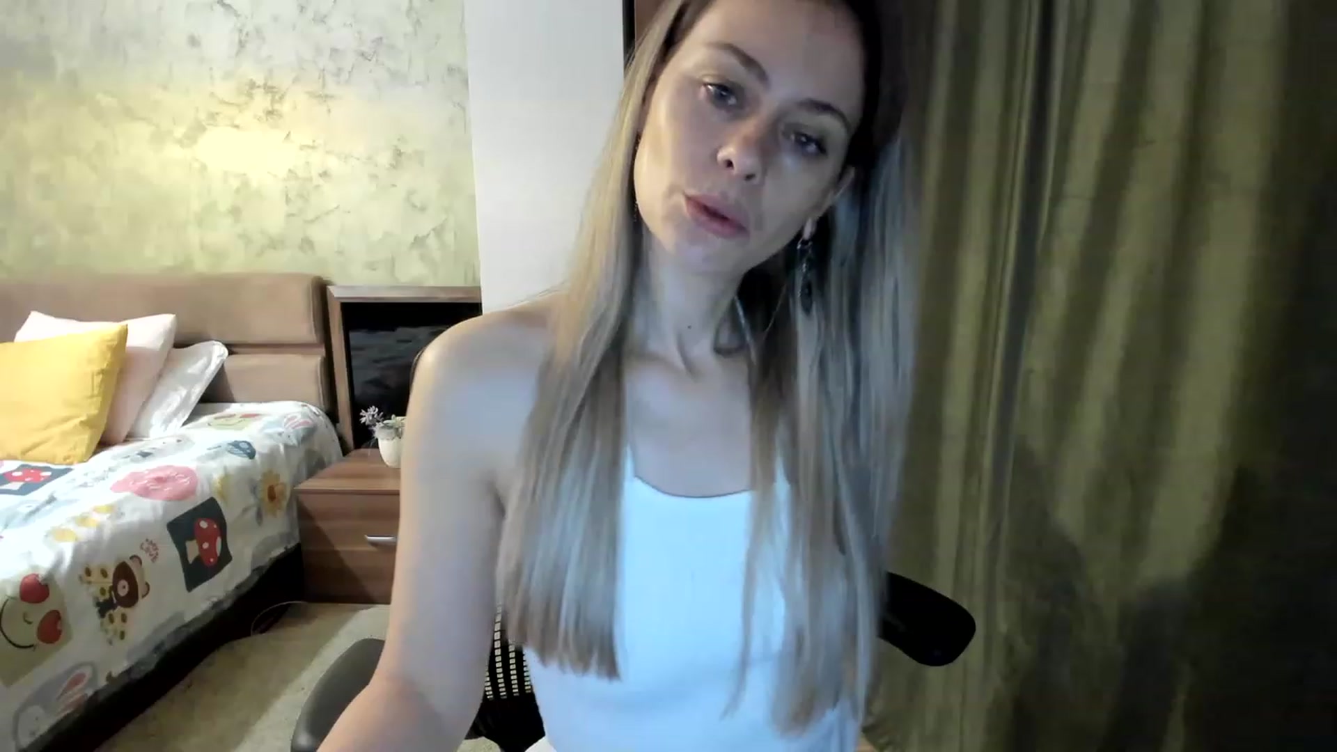 Gallery image thumbnail from DebraPaige's myfreecams stream on, 04/25/2023, 06:03 image 15 of 20