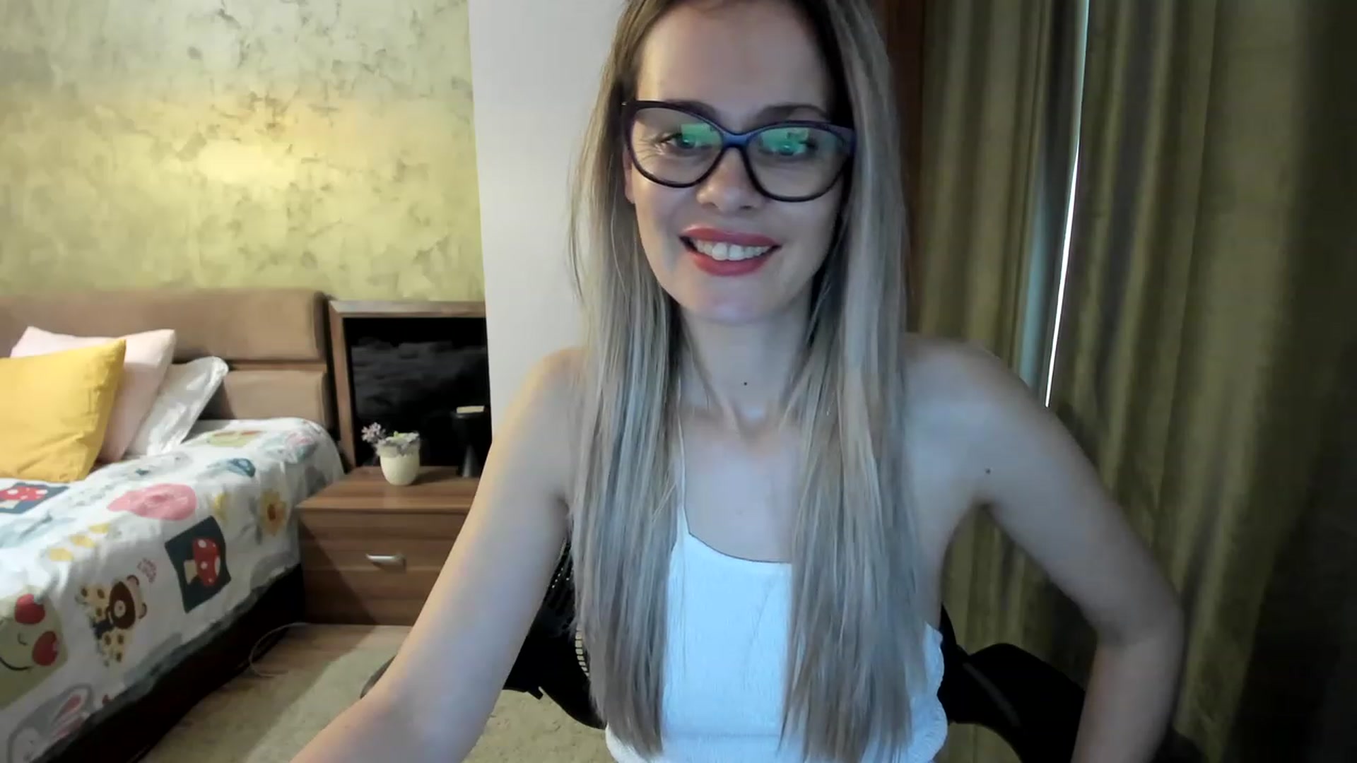 Gallery image thumbnail from DebraPaige's myfreecams stream on, 04/25/2023, 09:35 image 19 of 20