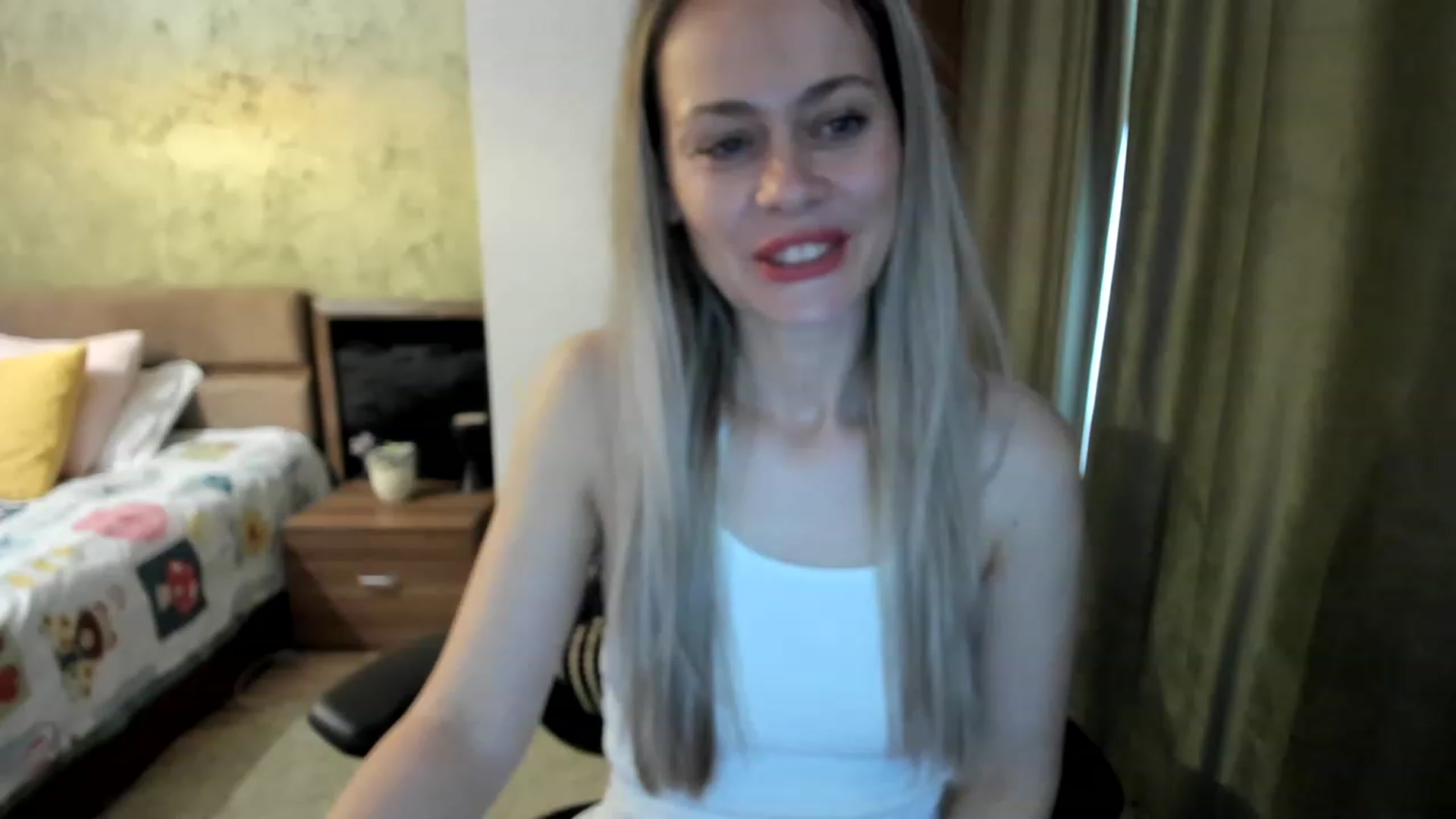 Gallery image thumbnail from DebraPaige's myfreecams stream on, 04/25/2023, 09:35 image 8 of 20