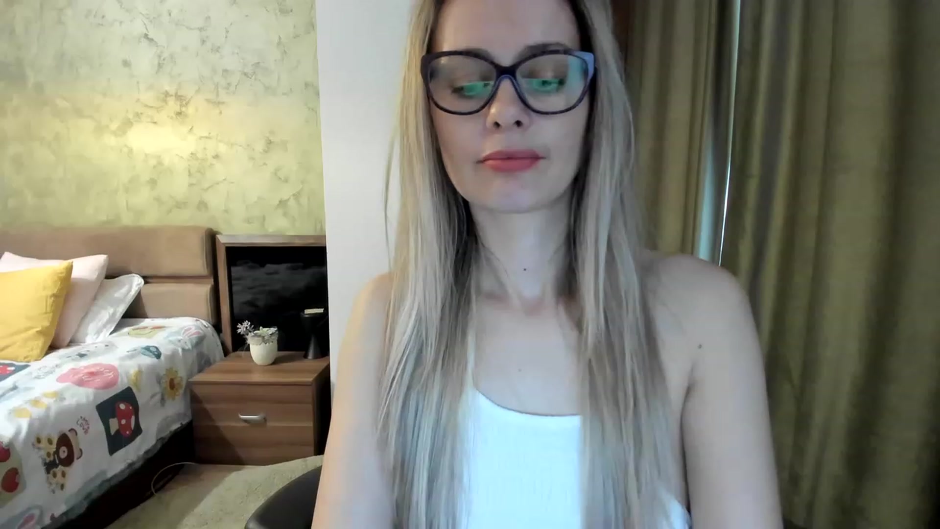 Gallery image thumbnail from DebraPaige's myfreecams stream on, 04/25/2023, 10:06 image 19 of 20