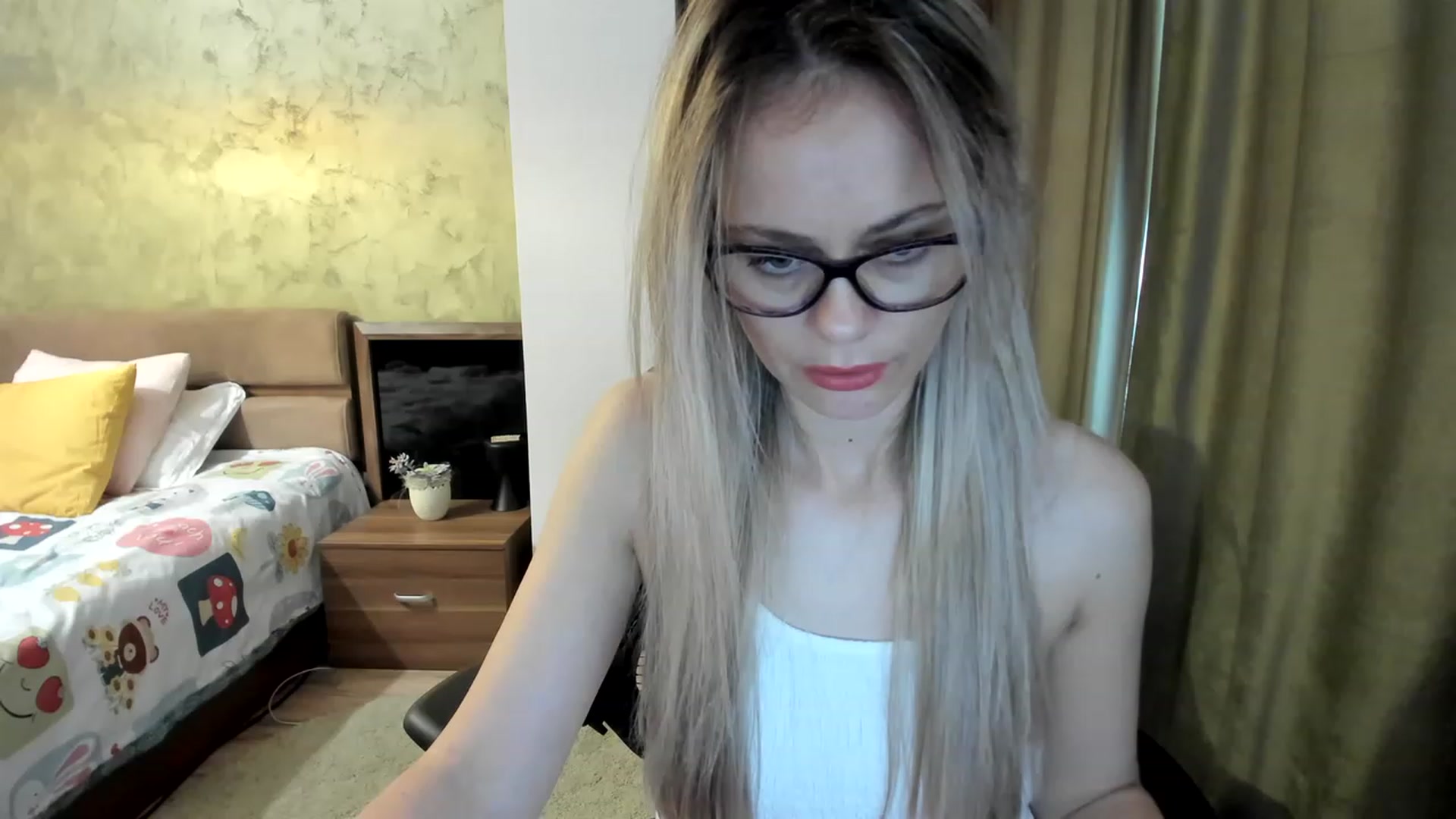 Gallery image thumbnail from DebraPaige's myfreecams stream on, 04/25/2023, 10:06 image 14 of 20