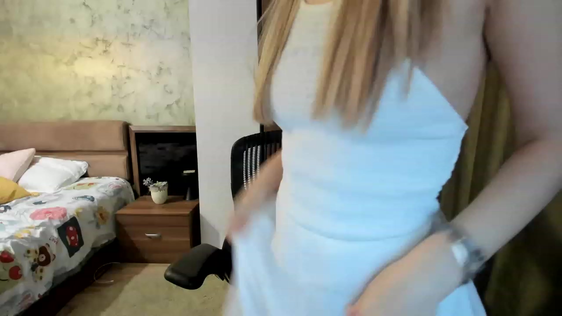 Gallery image thumbnail from DebraPaige's myfreecams stream on, 04/25/2023, 11:30 image 19 of 20