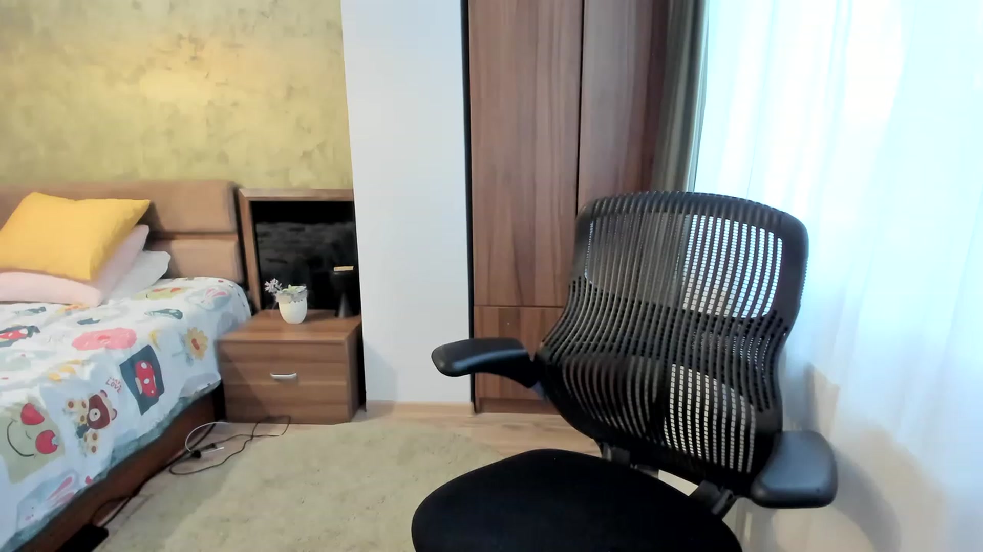 Gallery image thumbnail from DebraPaige's myfreecams stream on, 04/25/2023, 12:13 image 18 of 20