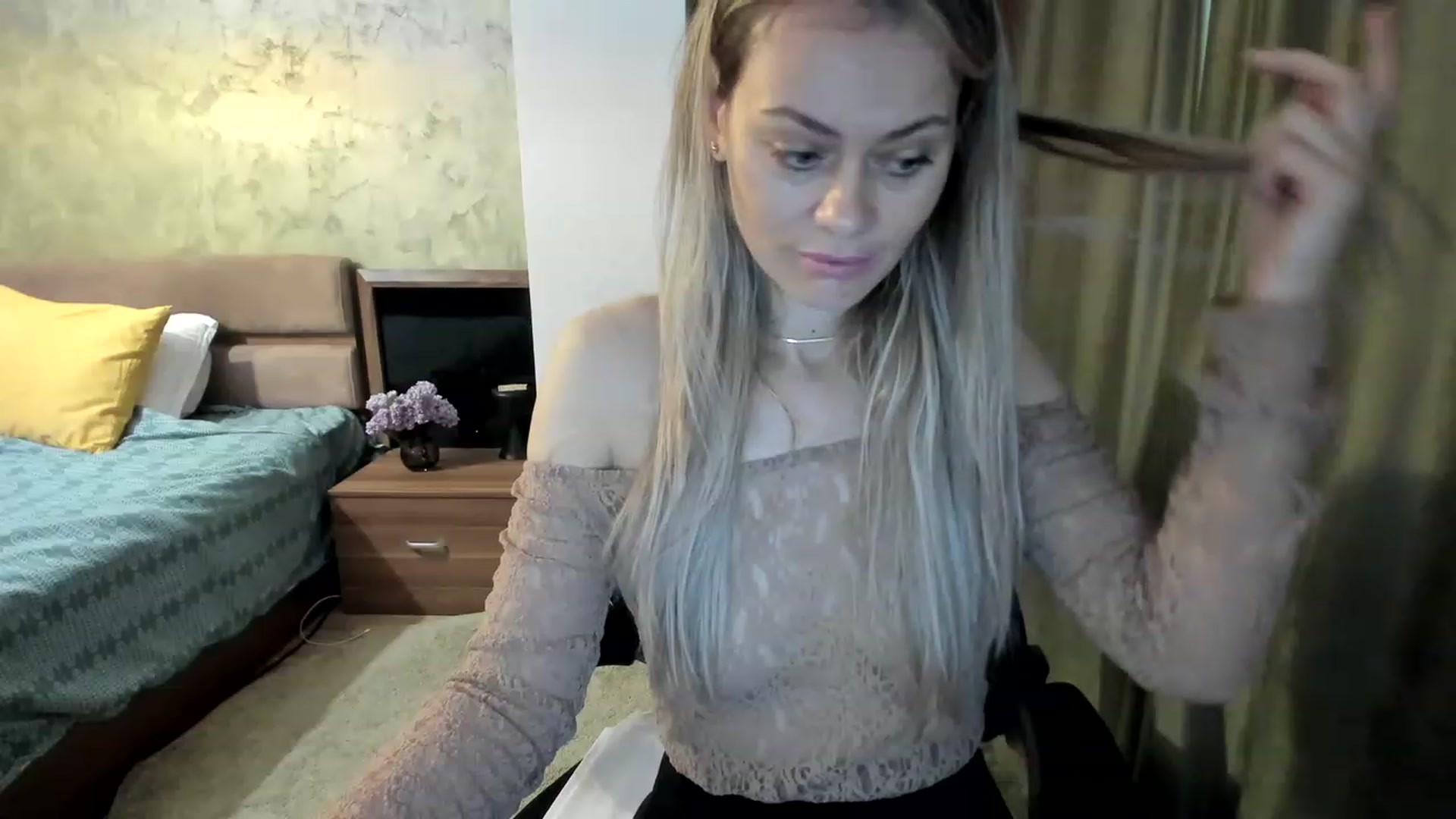 Gallery image thumbnail from DebraPaige's myfreecams stream on, 04/27/2023, 07:23 image 12 of 20
