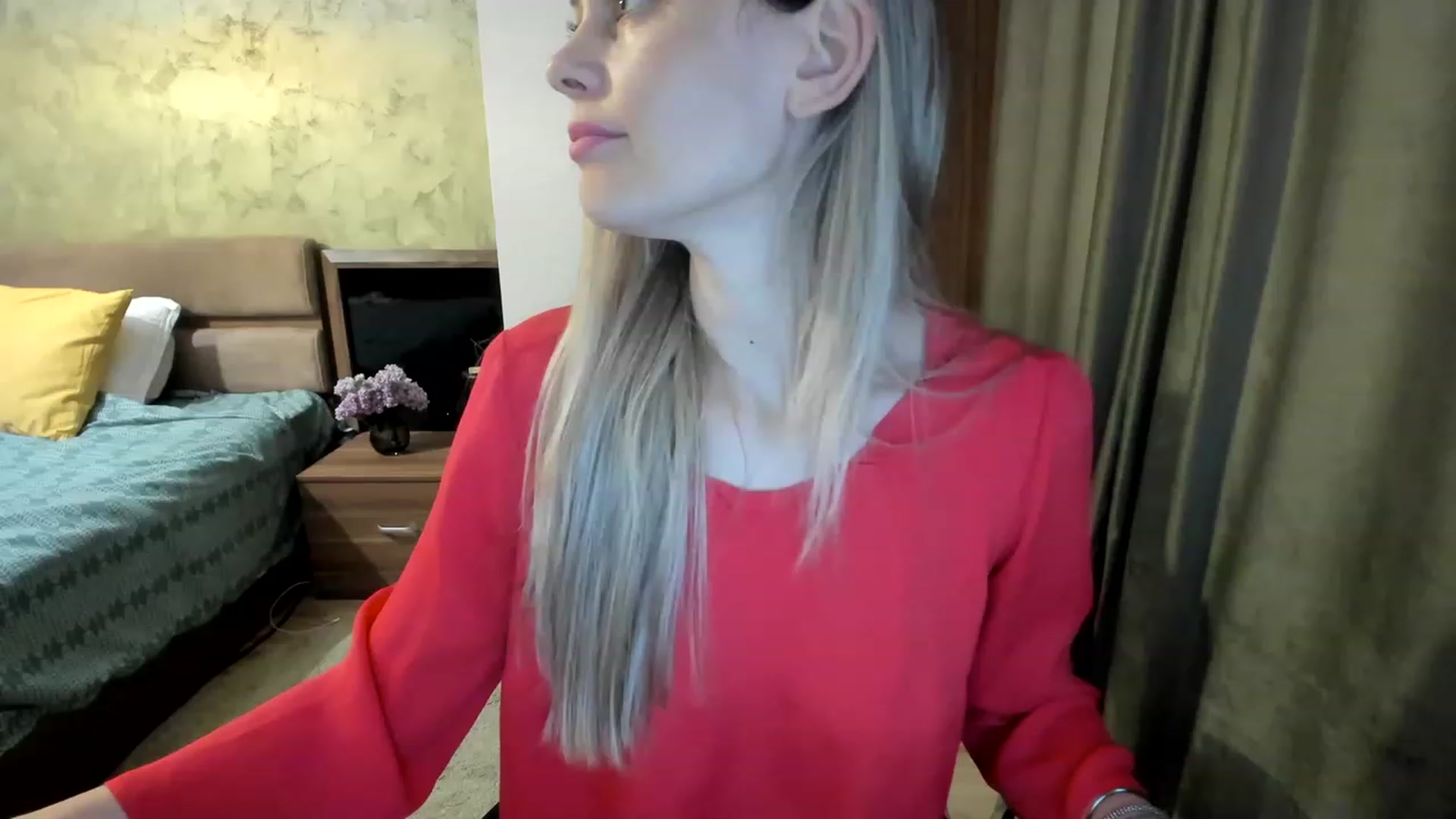 Gallery image thumbnail from DebraPaige's myfreecams stream on, 04/27/2023, 12:38 image 10 of 20