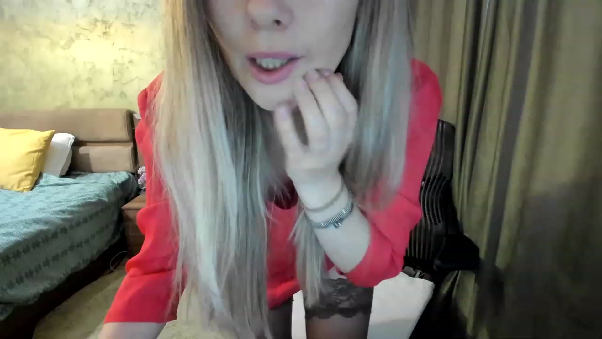 Gallery image thumbnail from DebraPaige's myfreecams stream on, 04/27/2023, 12:38 image 18 of 20