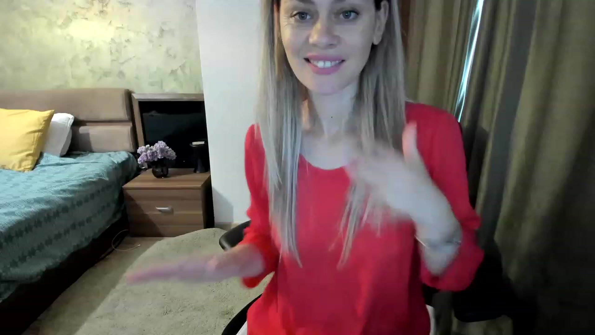 Gallery image thumbnail from DebraPaige's myfreecams stream on, 04/27/2023, 12:38 image 4 of 20