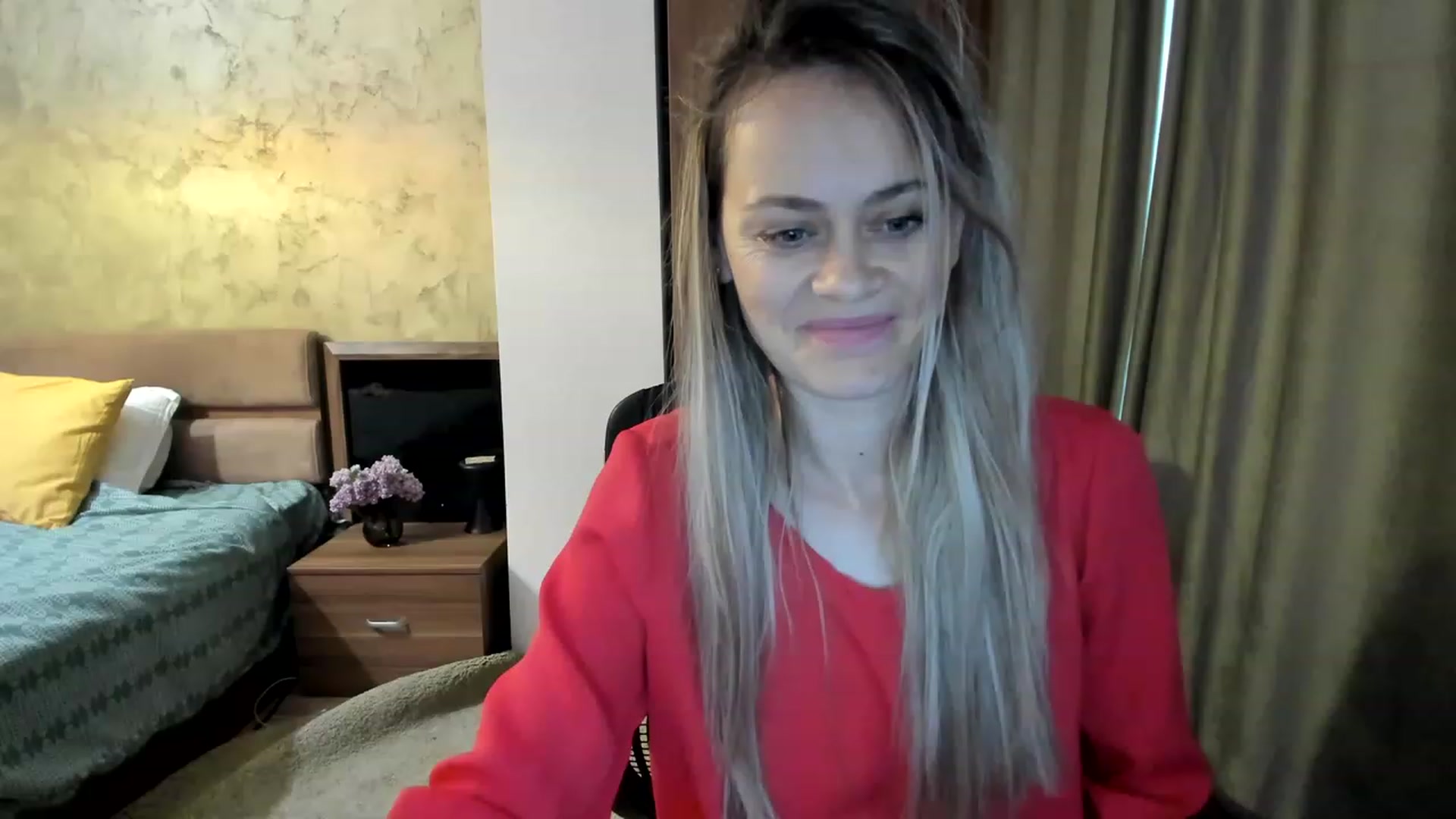 Gallery image thumbnail from DebraPaige's myfreecams stream on, 04/27/2023, 13:08 image 3 of 20