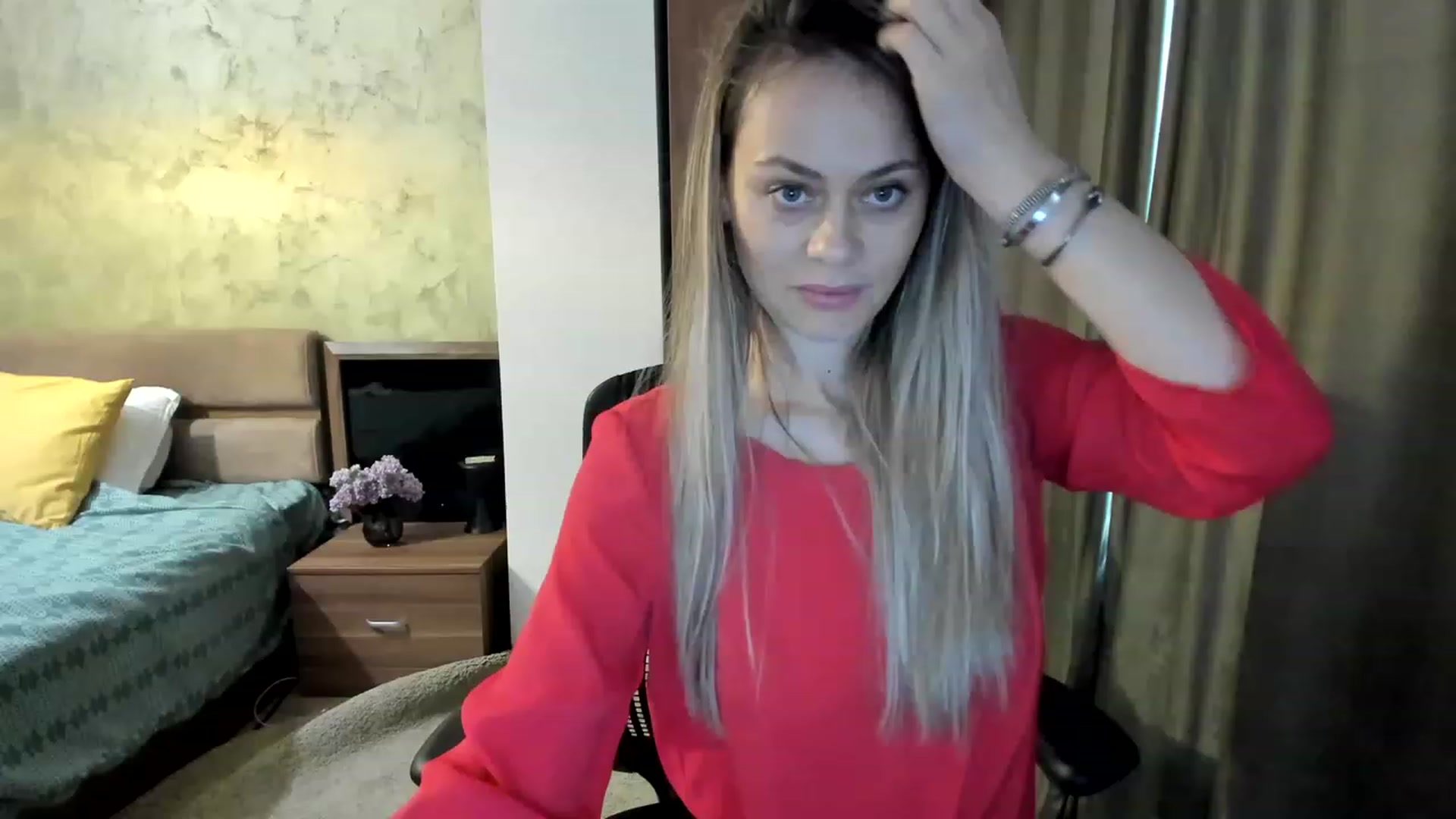 Gallery image thumbnail from DebraPaige's myfreecams stream on, 04/27/2023, 13:08 image 2 of 20