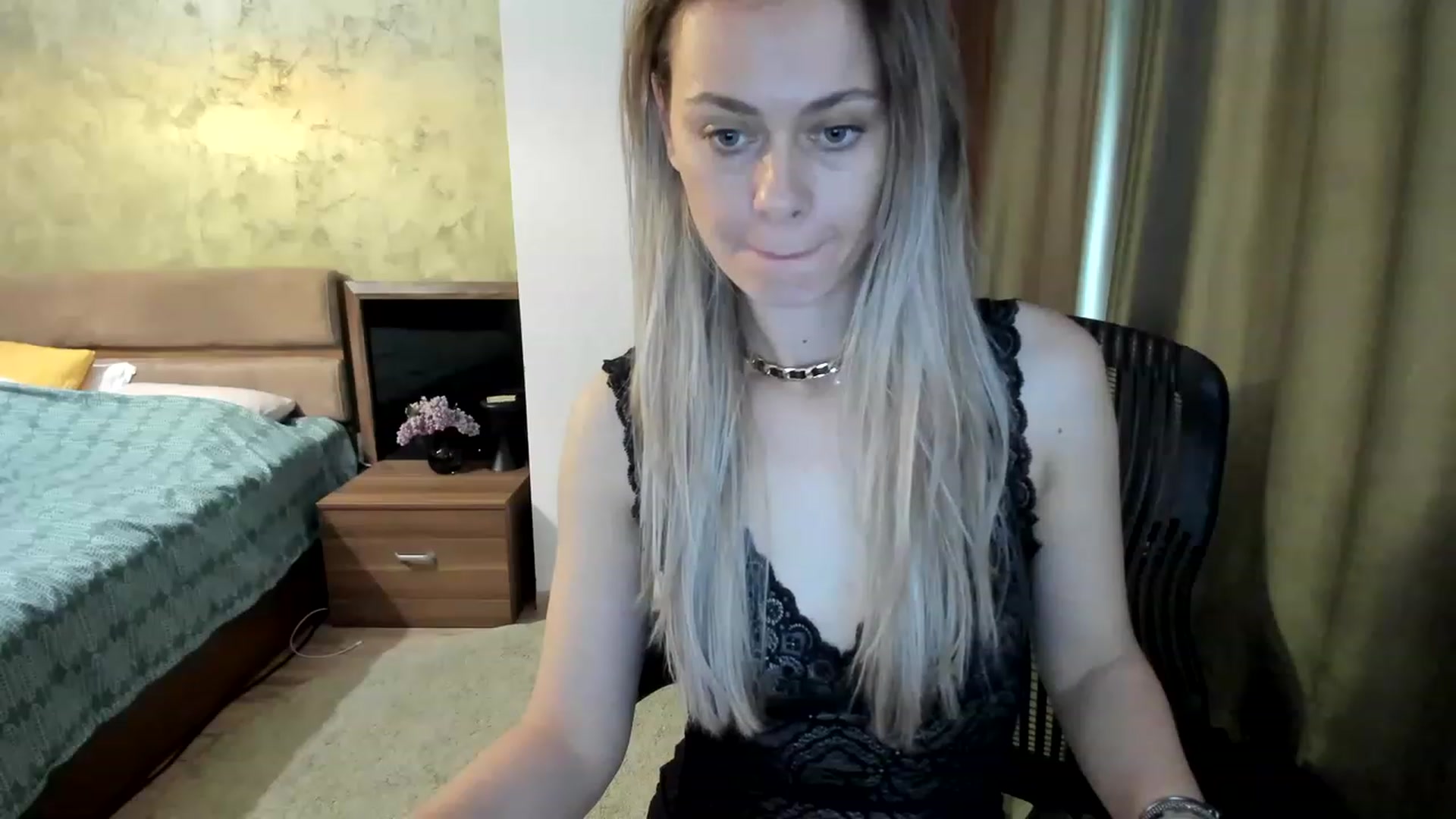 Gallery image thumbnail from DebraPaige's myfreecams stream on, 04/28/2023, 08:59 image 15 of 20