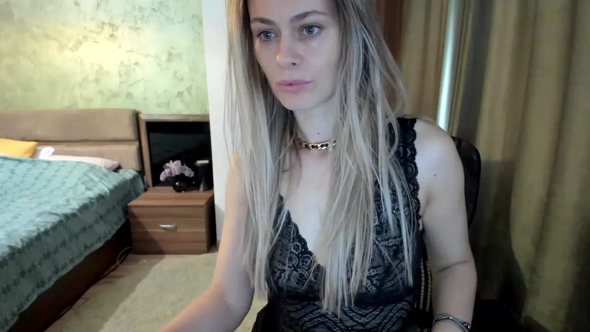 Gallery image thumbnail from DebraPaige's myfreecams stream on, 04/28/2023, 08:59 image 14 of 20